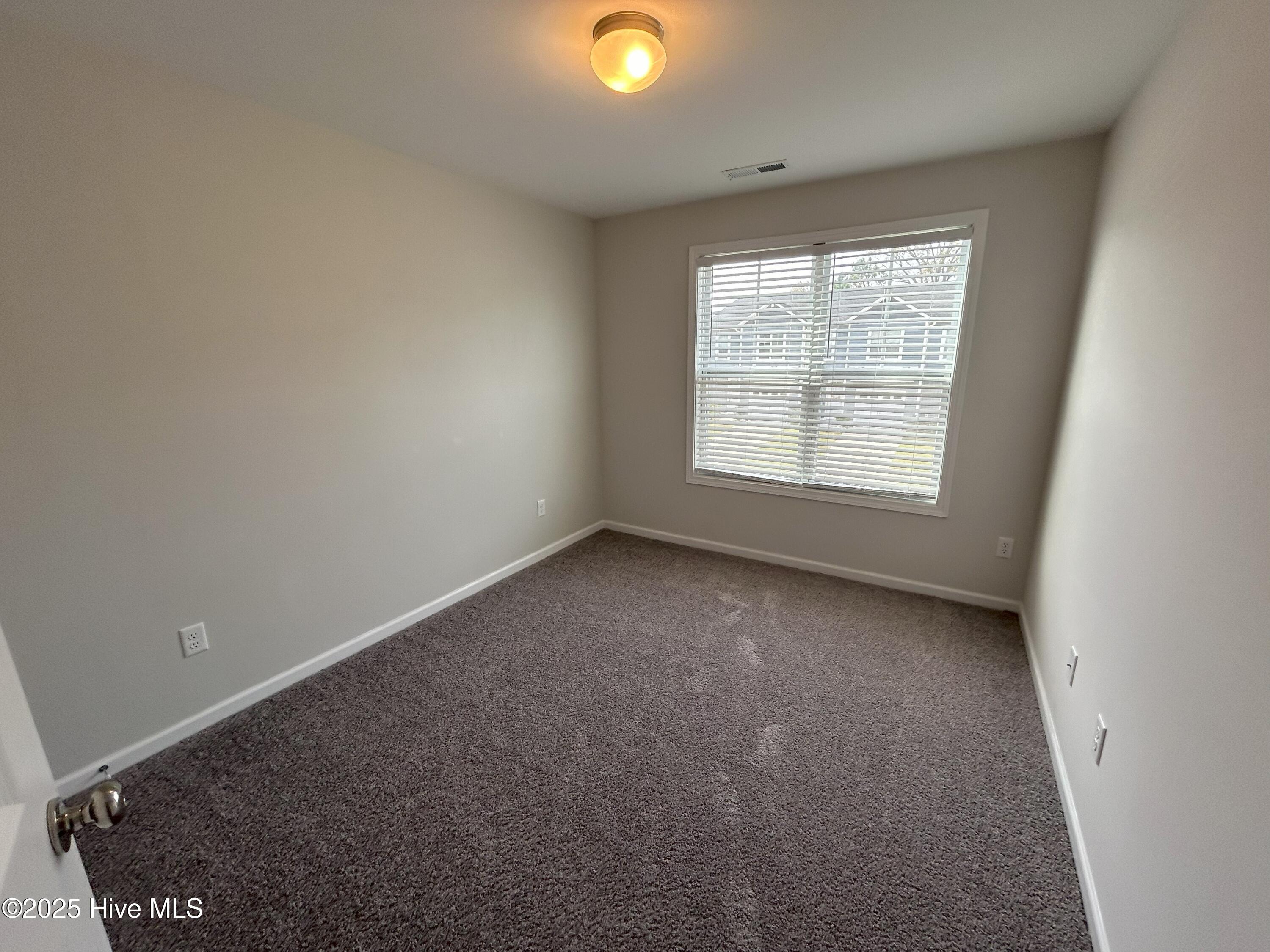 100541755 | Photo 21