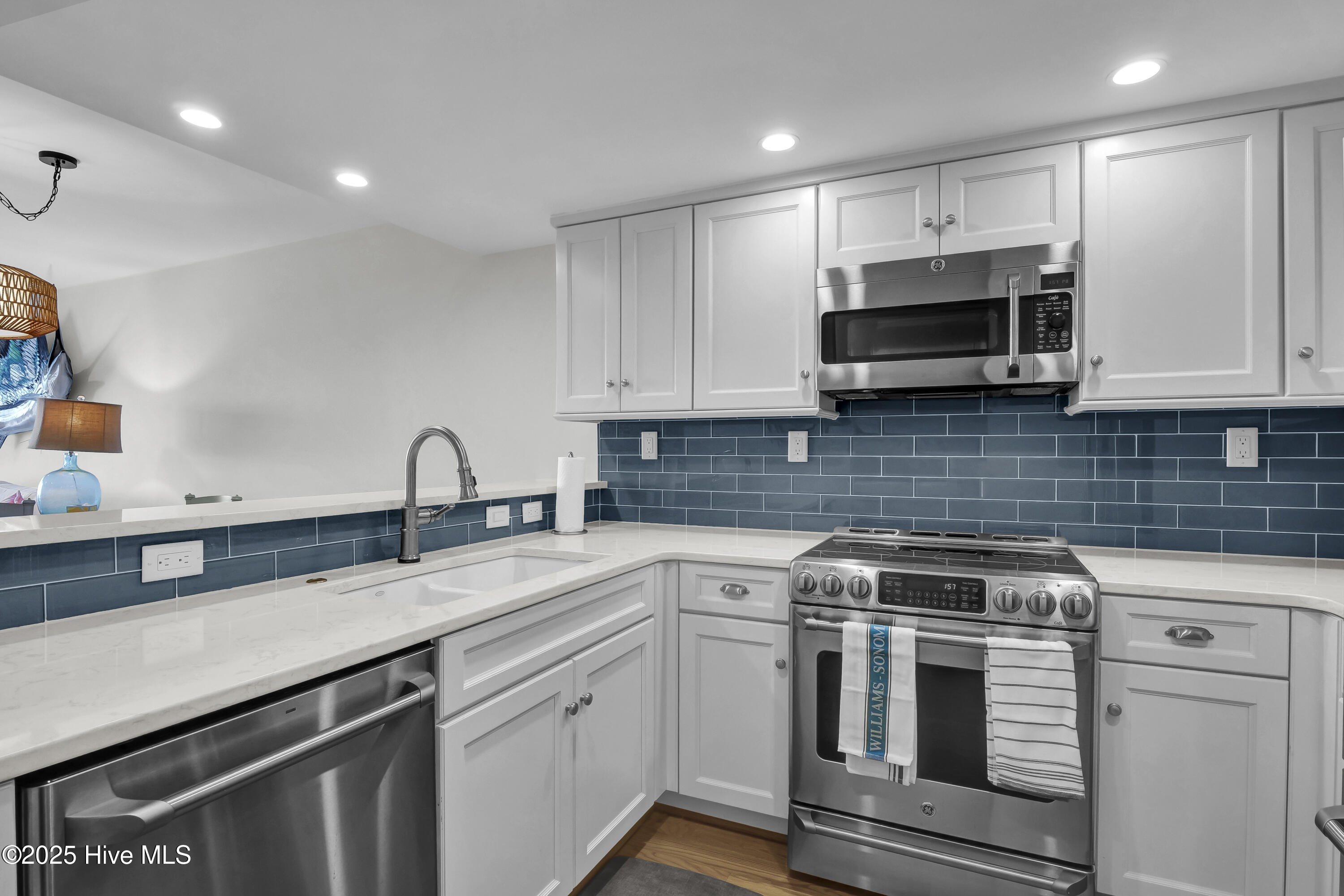 101 S Lumina Avenue 8, Wrightsville Beach, NC 28480 – photo 14: 015_p2344849_883