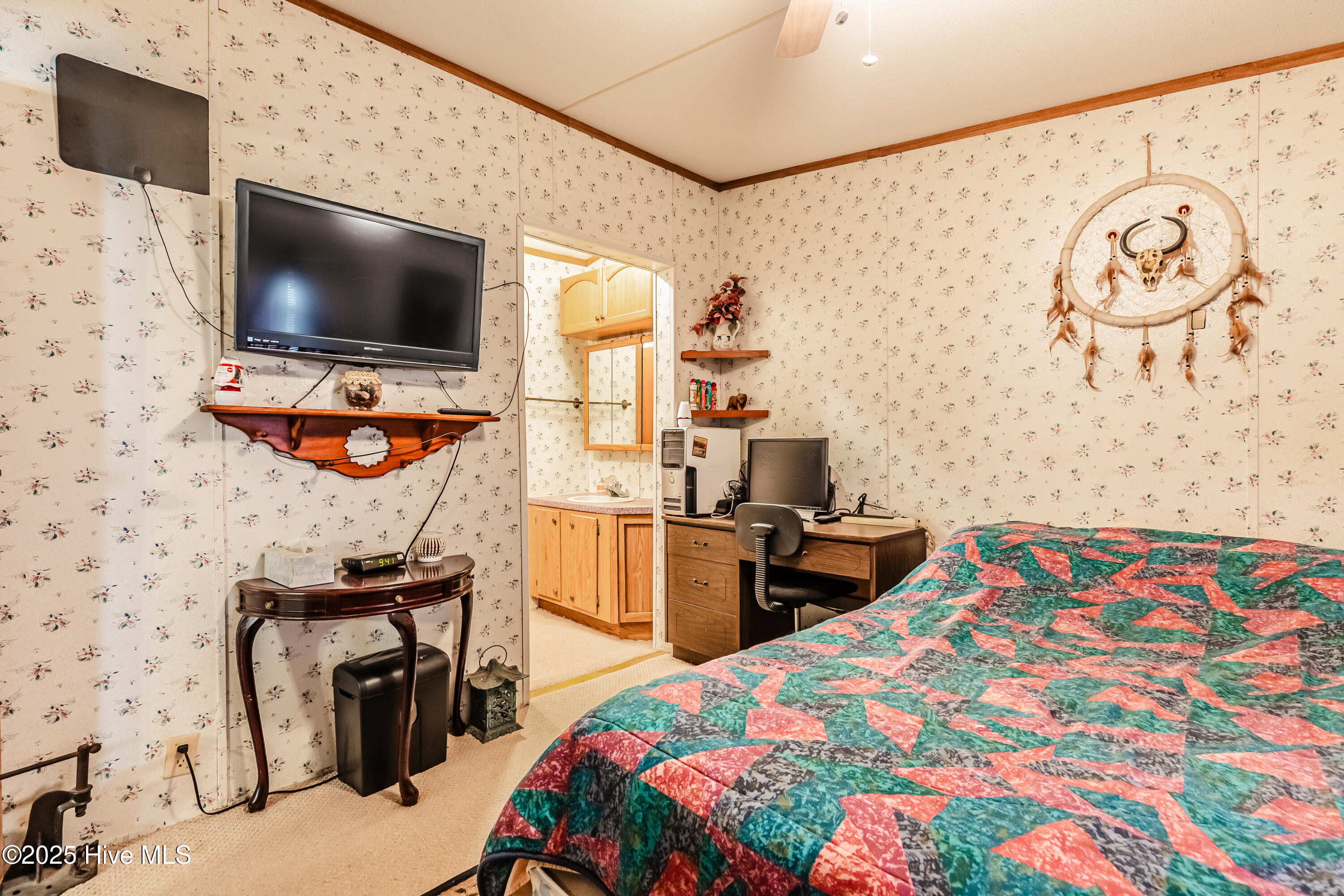 100543288 | Photo 26