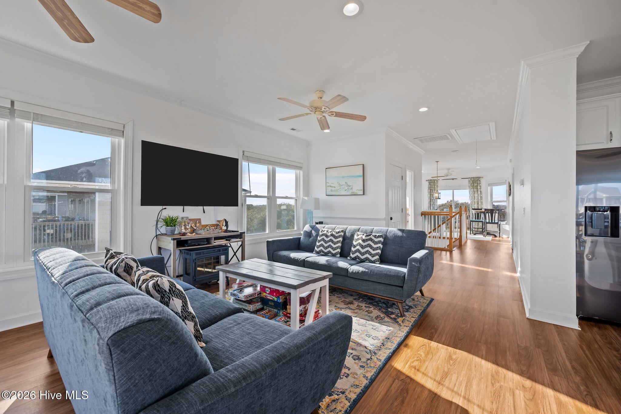 100565208 | Photo 11