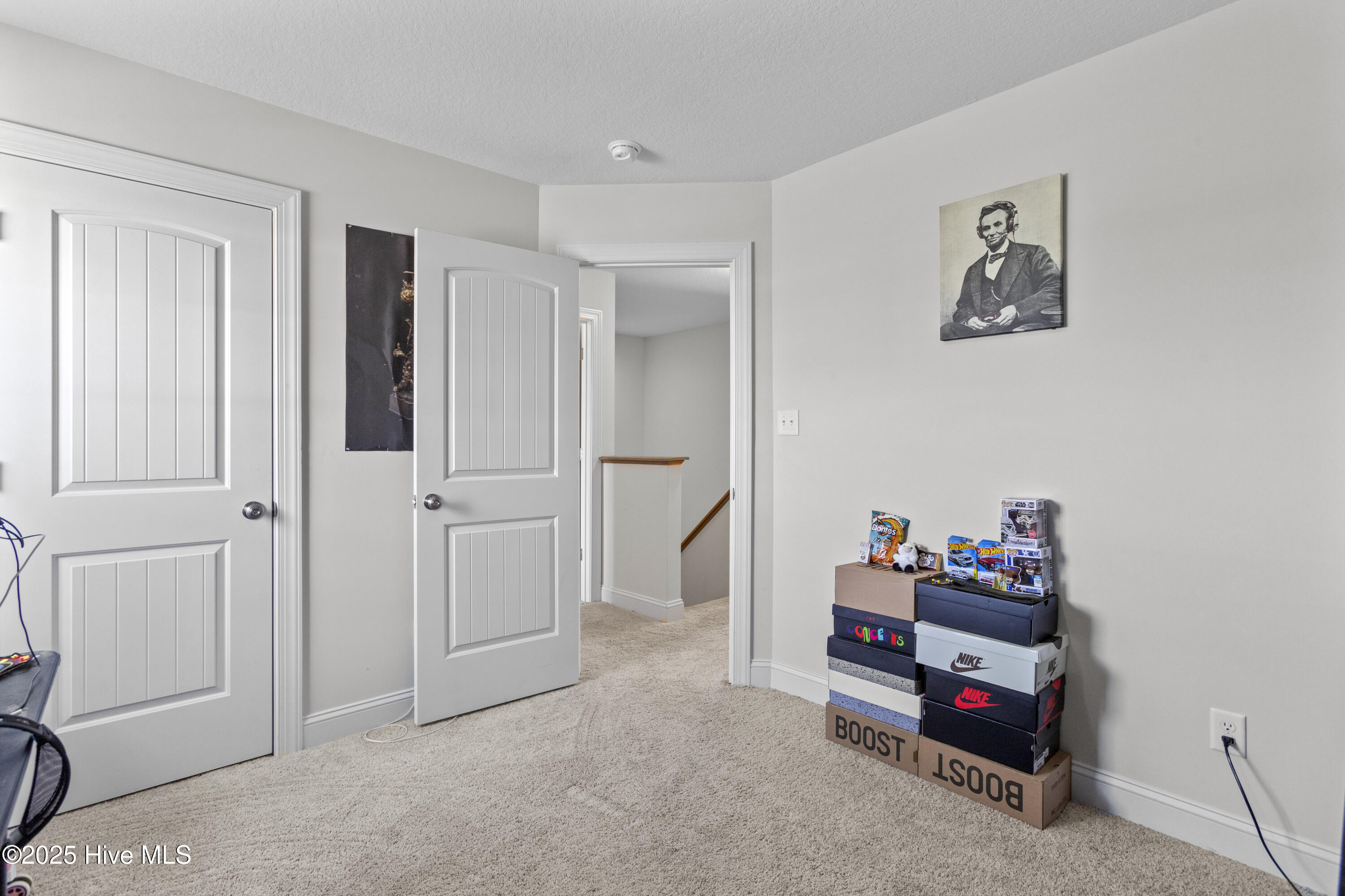 100504313 | Photo 24