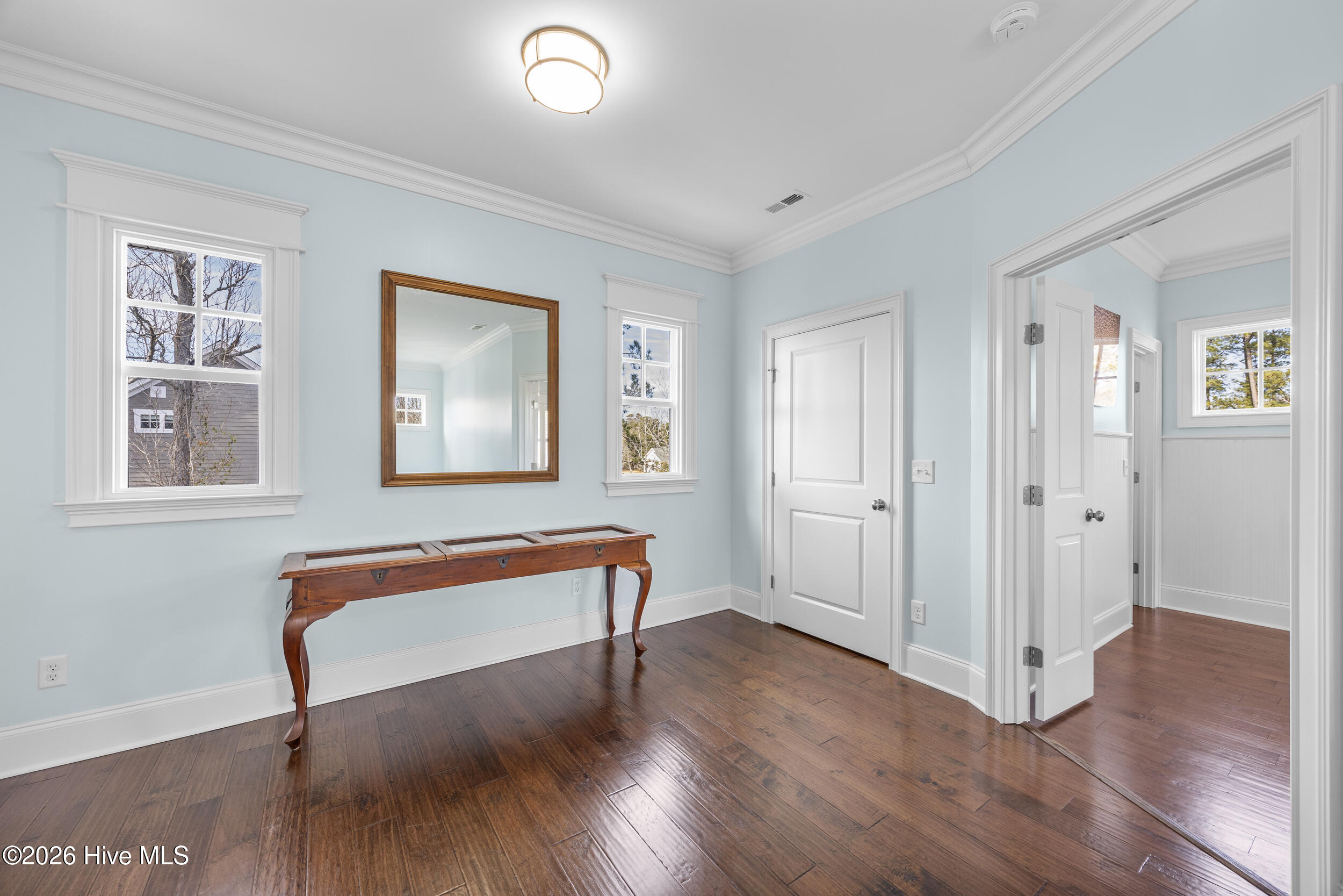 100549374 | Photo 39