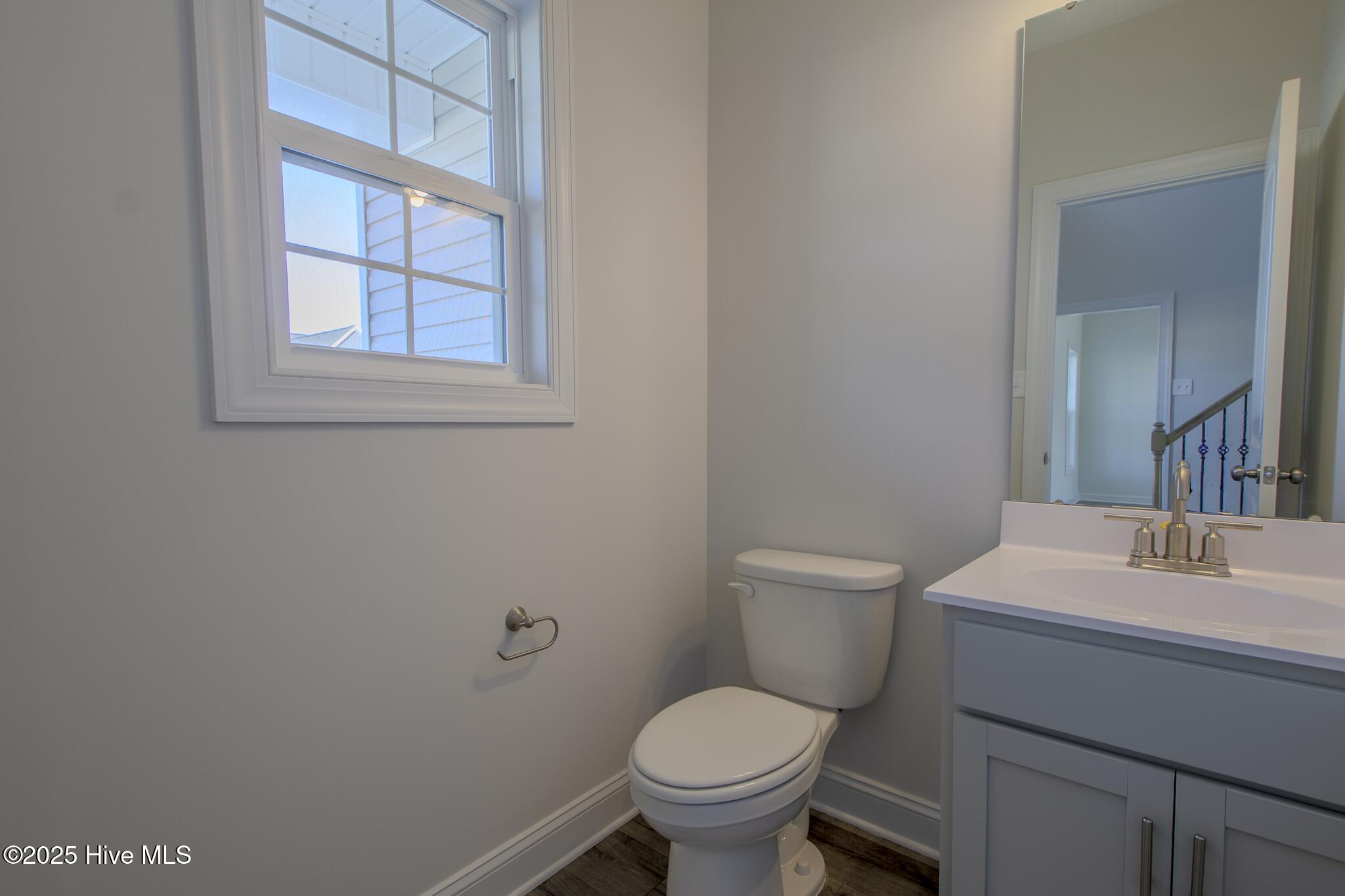 100504962 | Photo 16