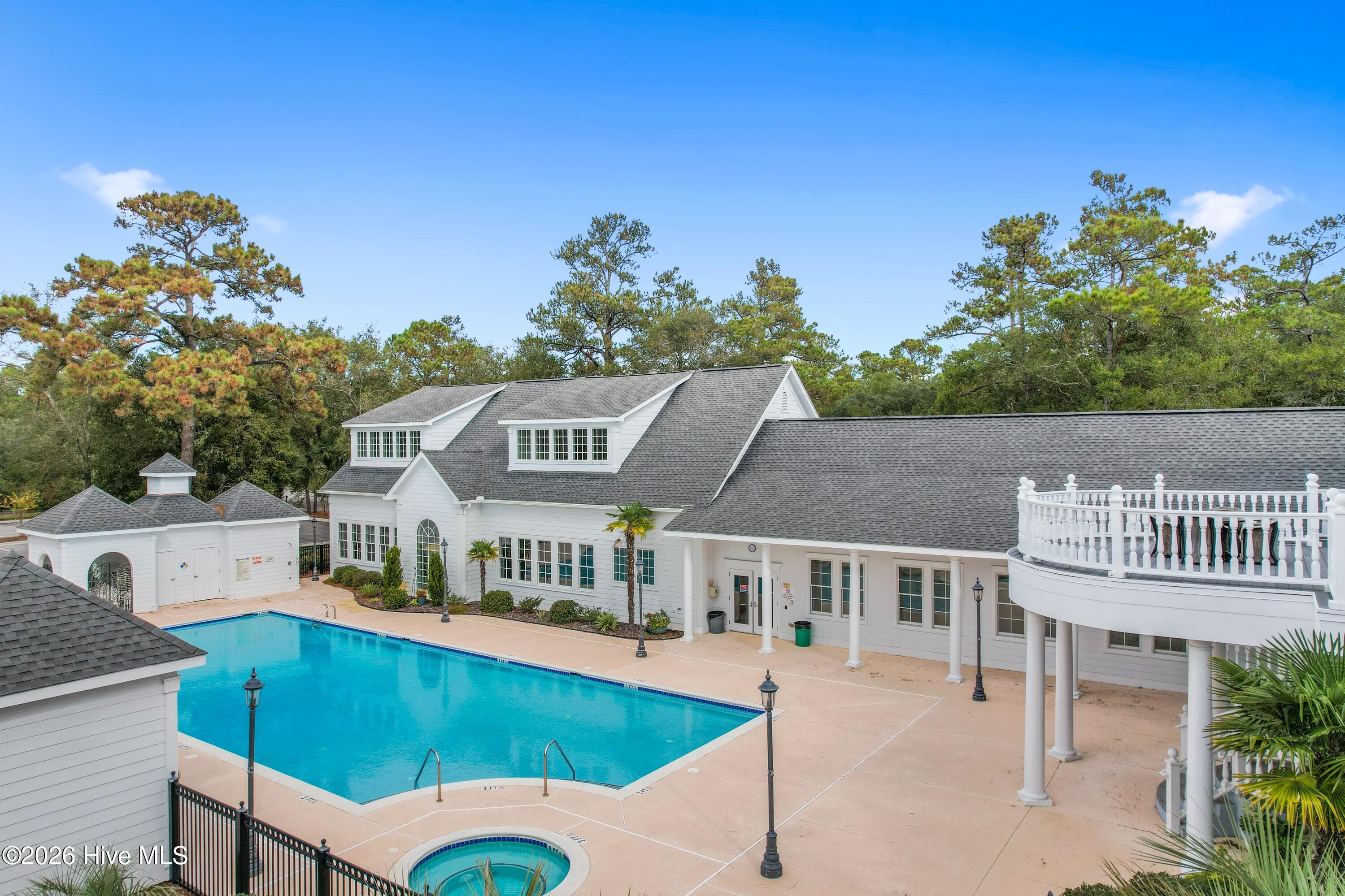 100553756 | Photo 21