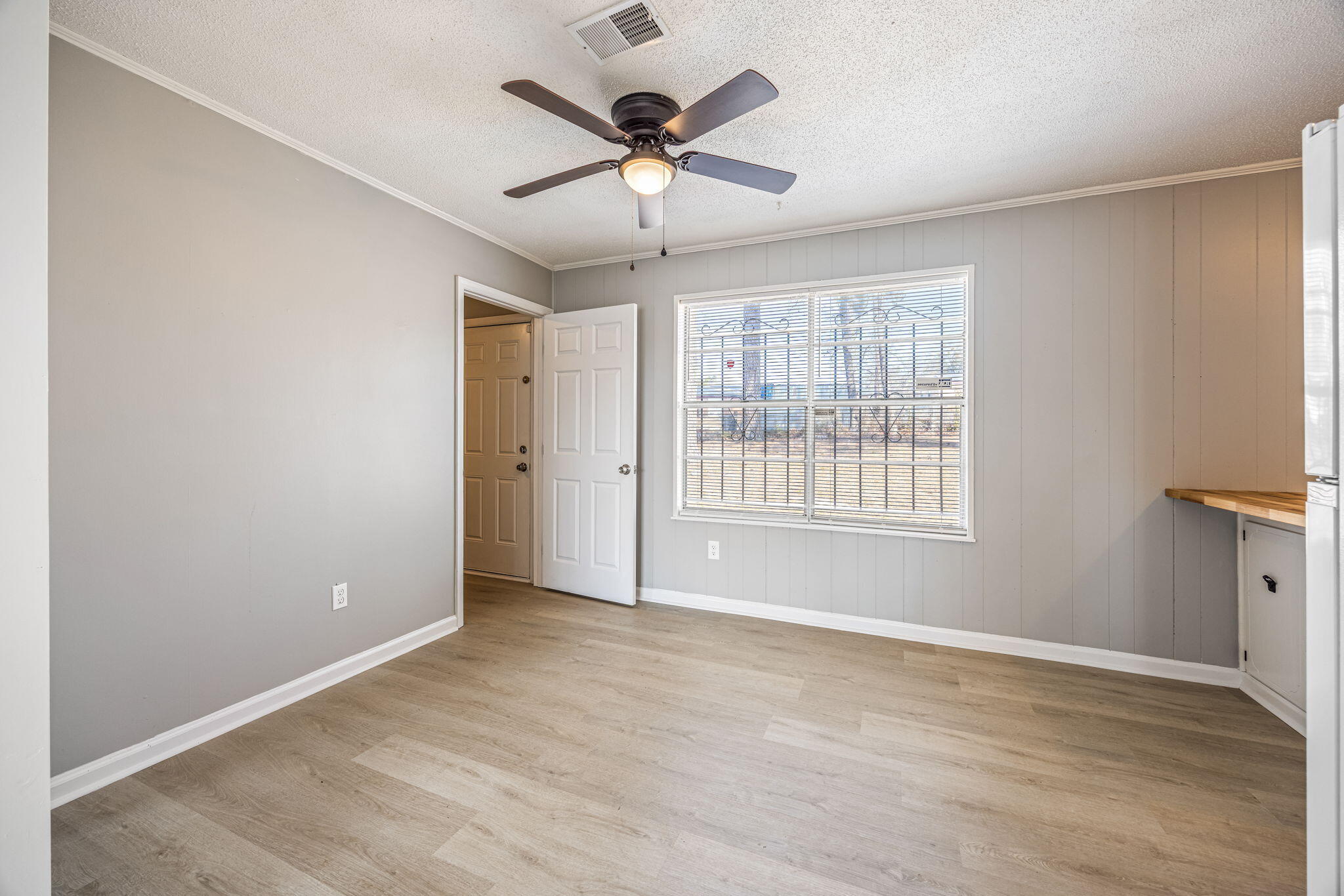 27-web-or-mls-2965 Meadowbrook Drive-23