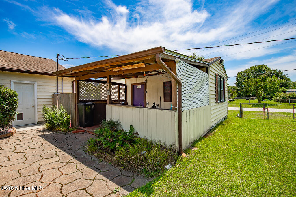 Homes for sale in Newport, NC | 301 Murdoch Rd, Newport, NC 28570 | MLS# 100518565