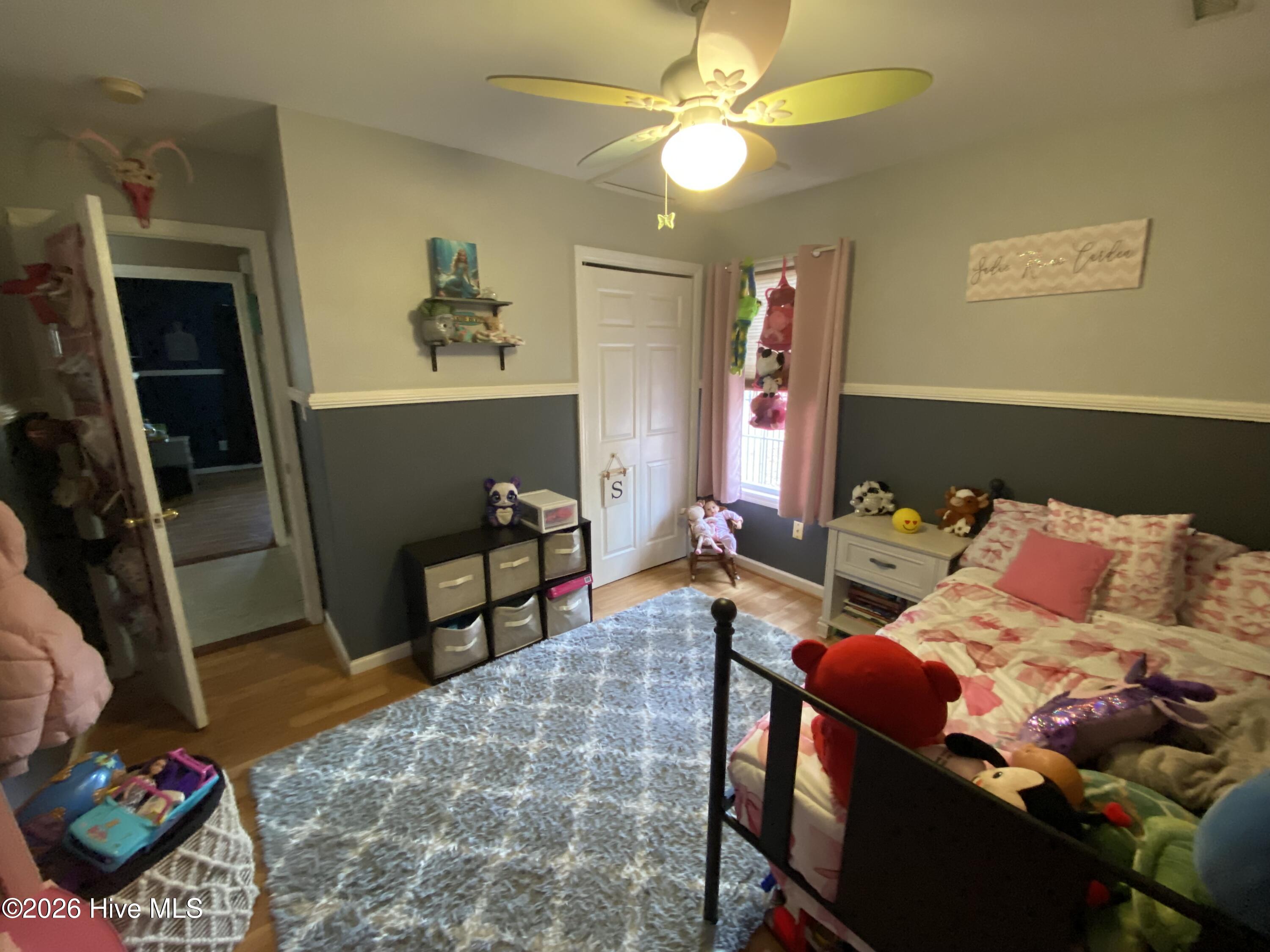 100555629 | Photo 23