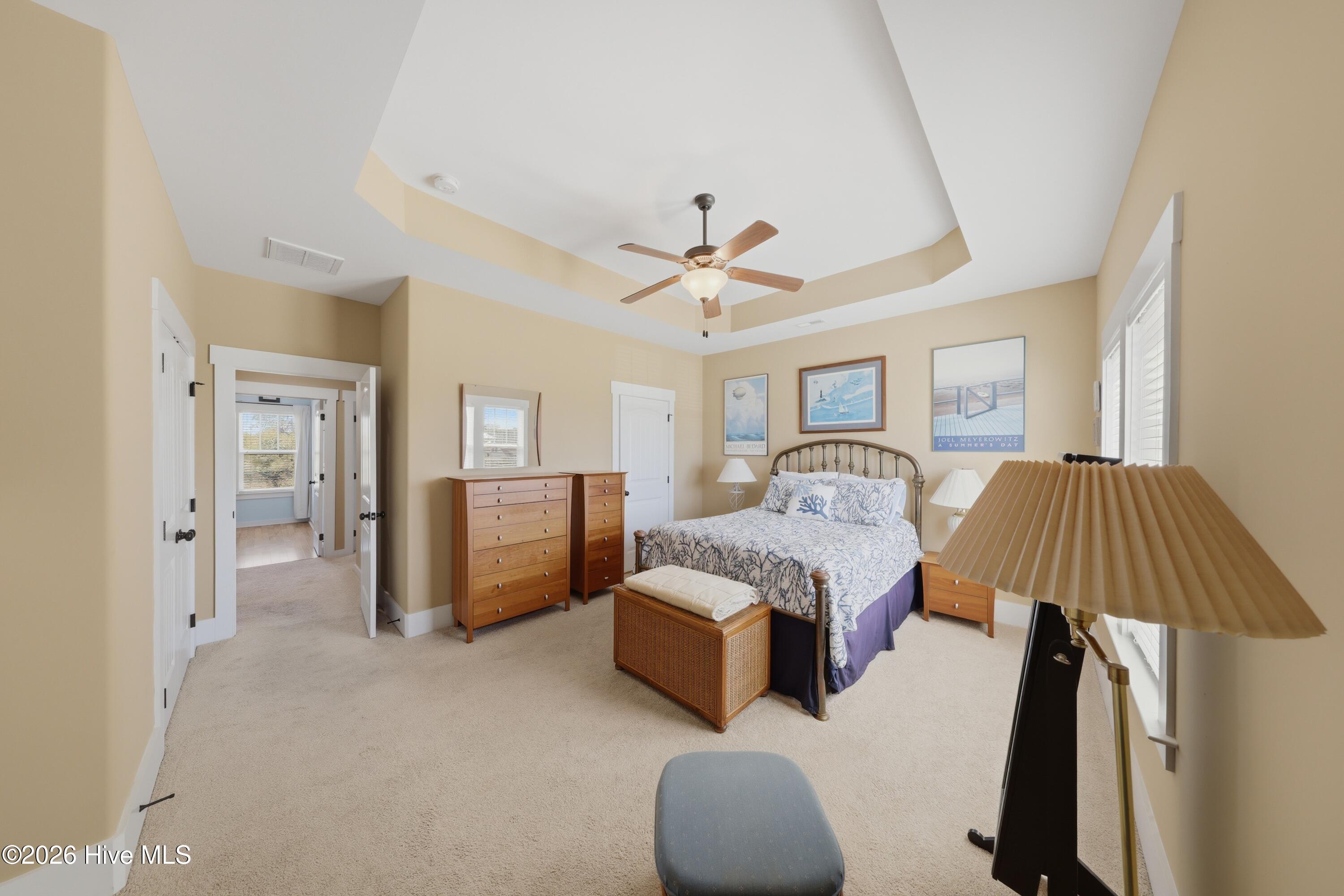 100566755 | Photo 30