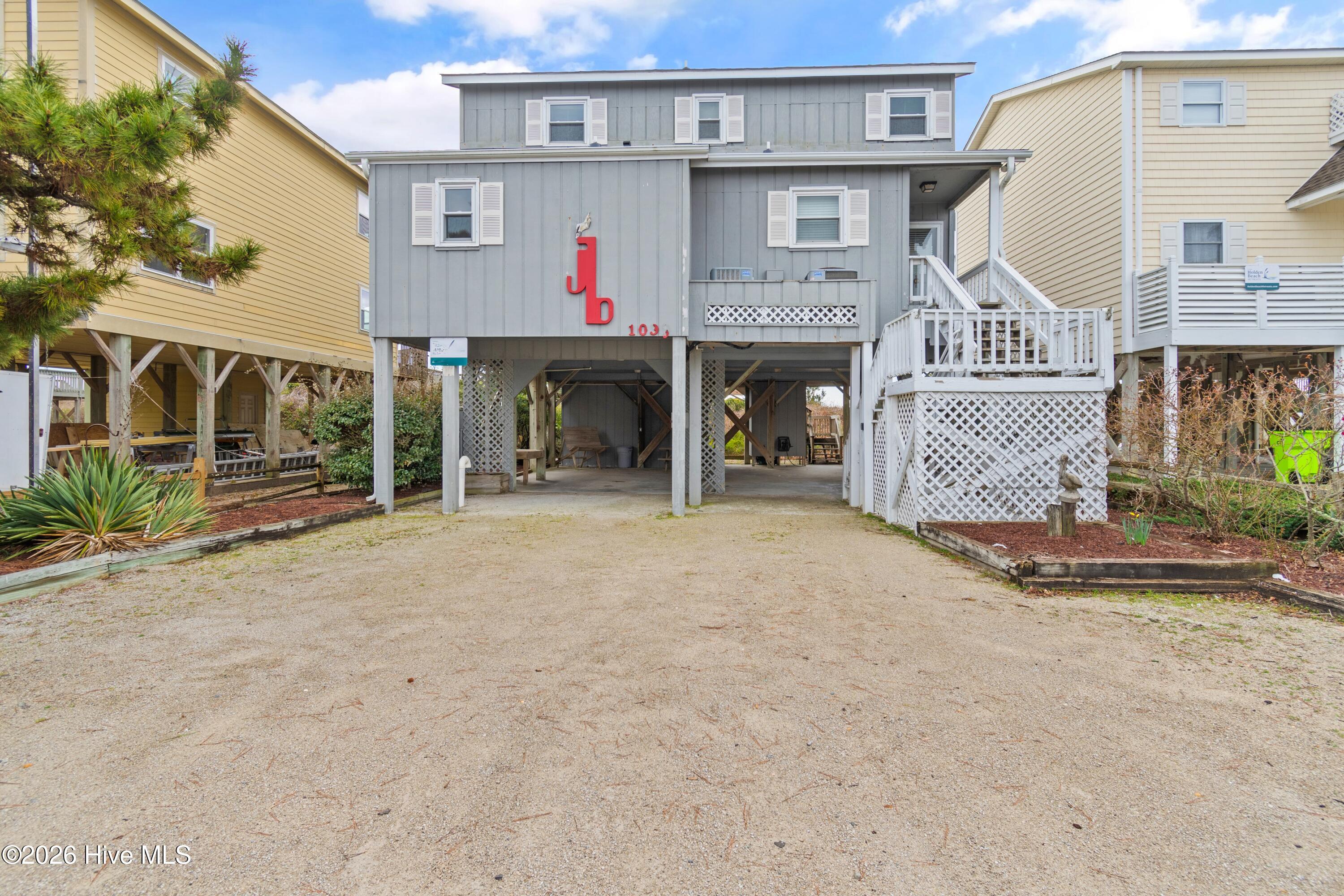 1099 Ocean Boulevard W, Holden Beach, NC, 28462