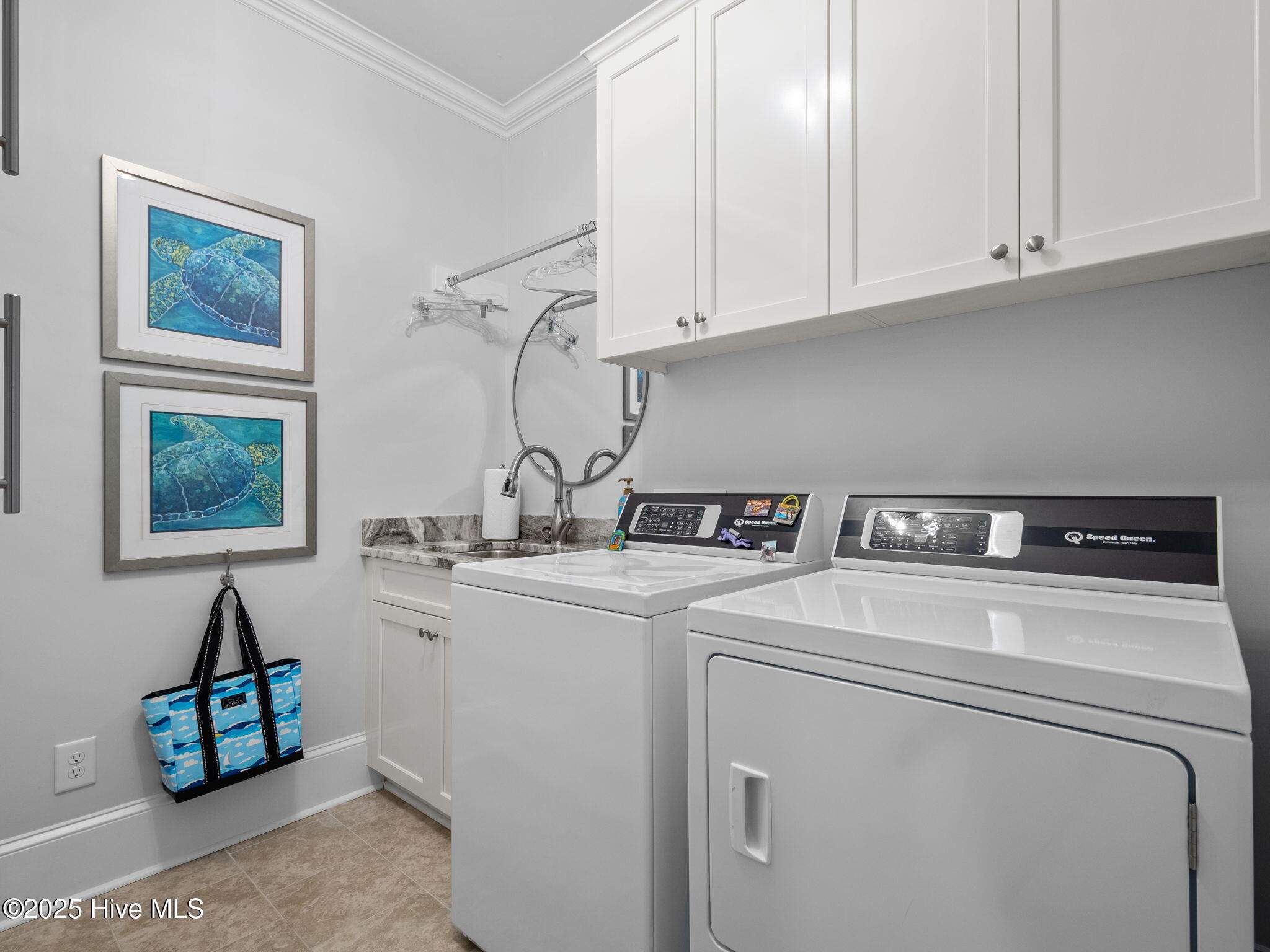 100527166 | Photo 44