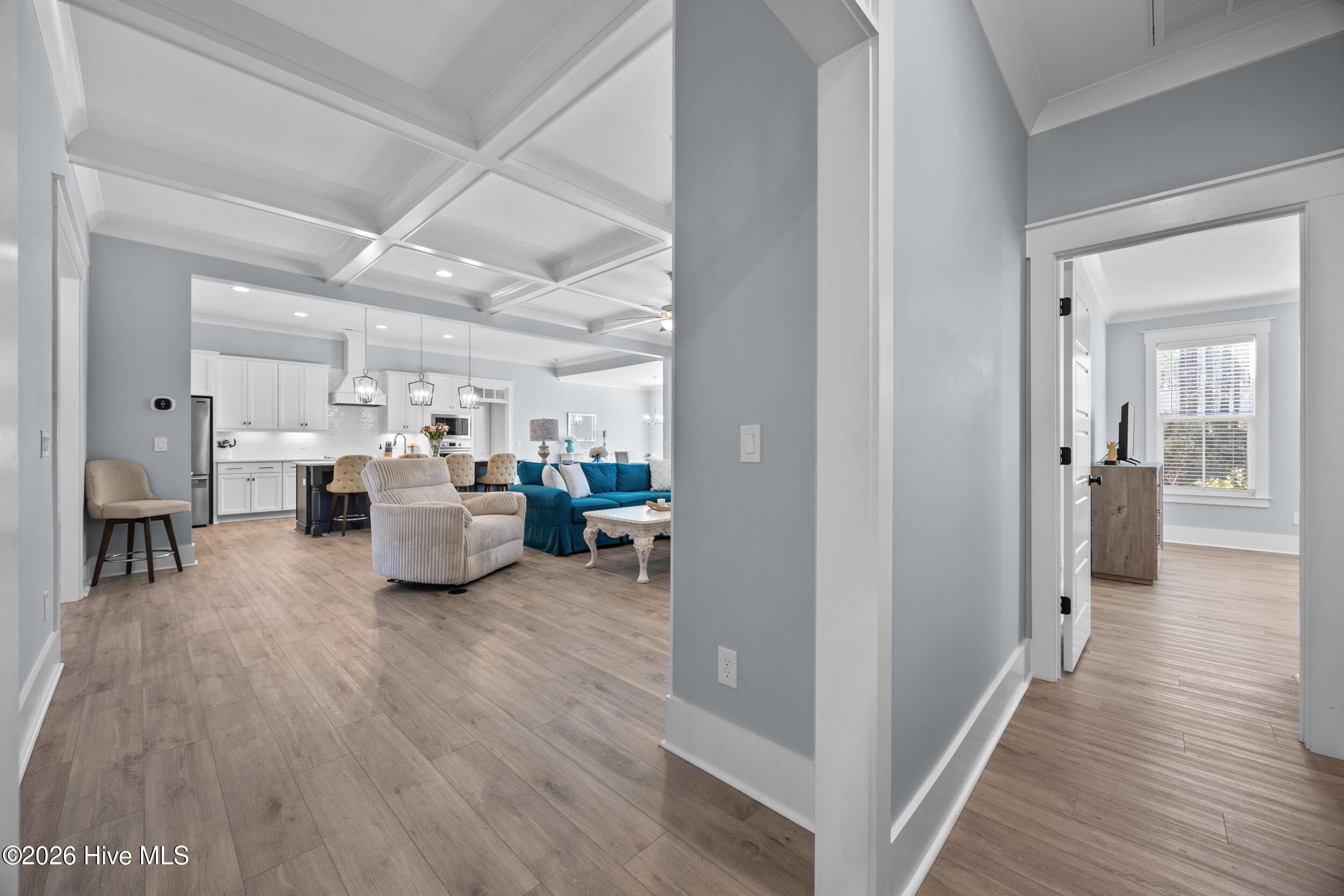 100555433 | Photo 28