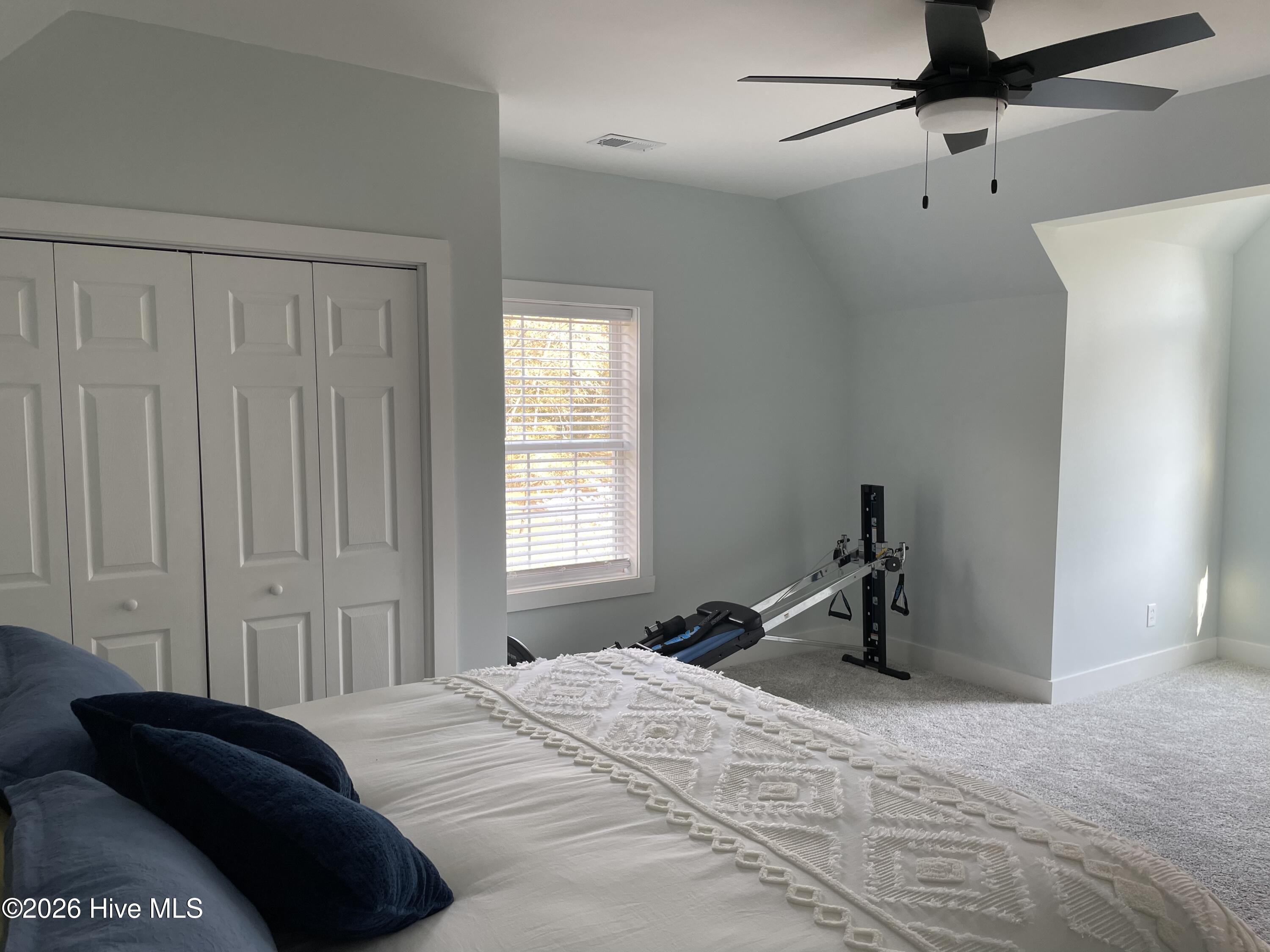 100568375 | Photo 43