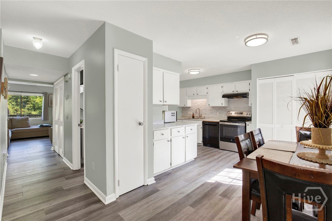 4th image of 912 Pineland Ave, Hinesville, GA 31313