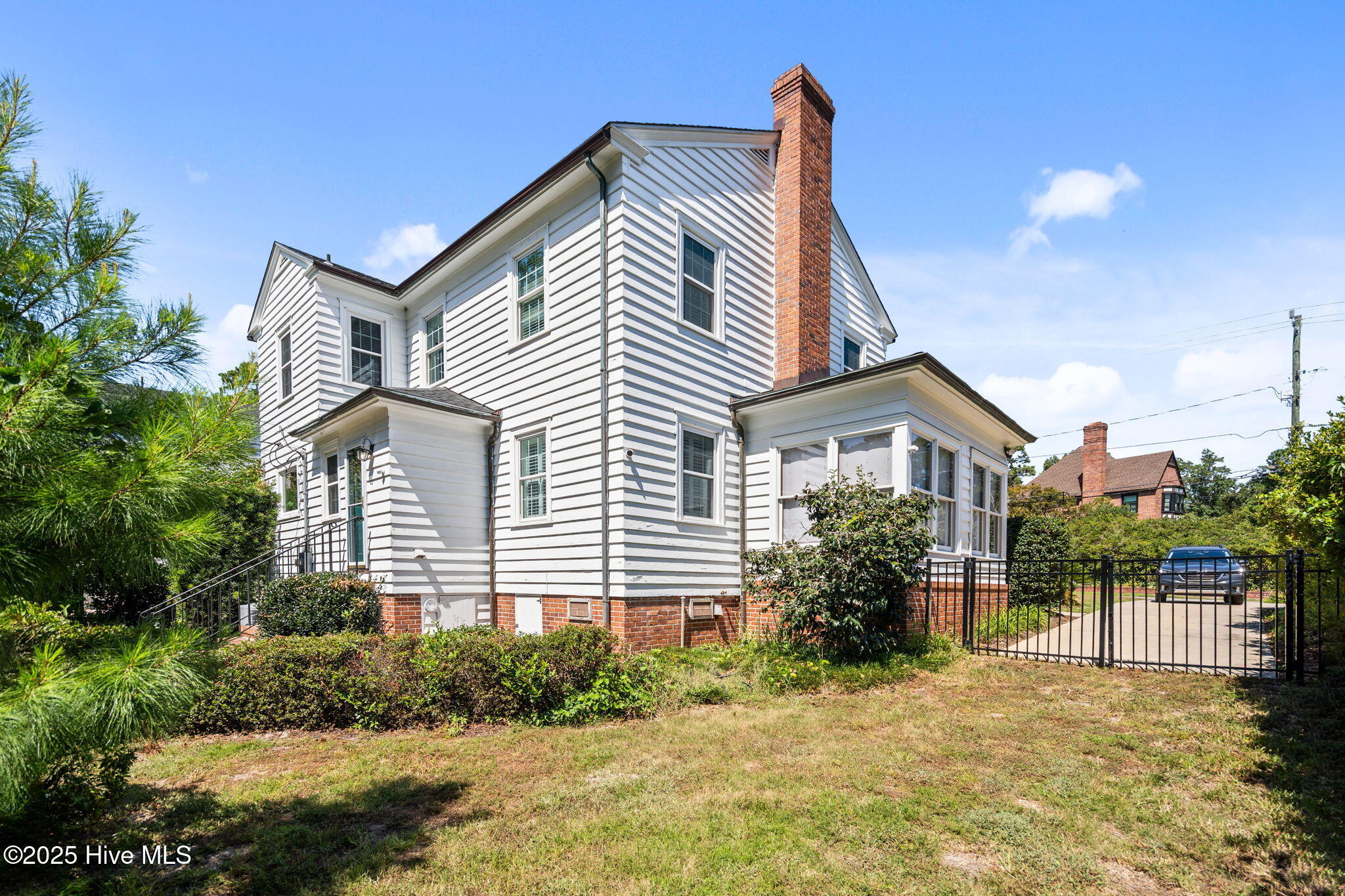 100528962 | Photo 40