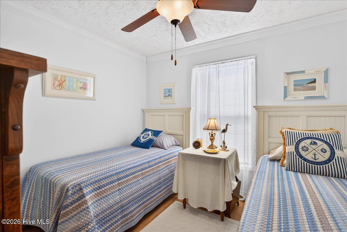 100552956 | Photo 24