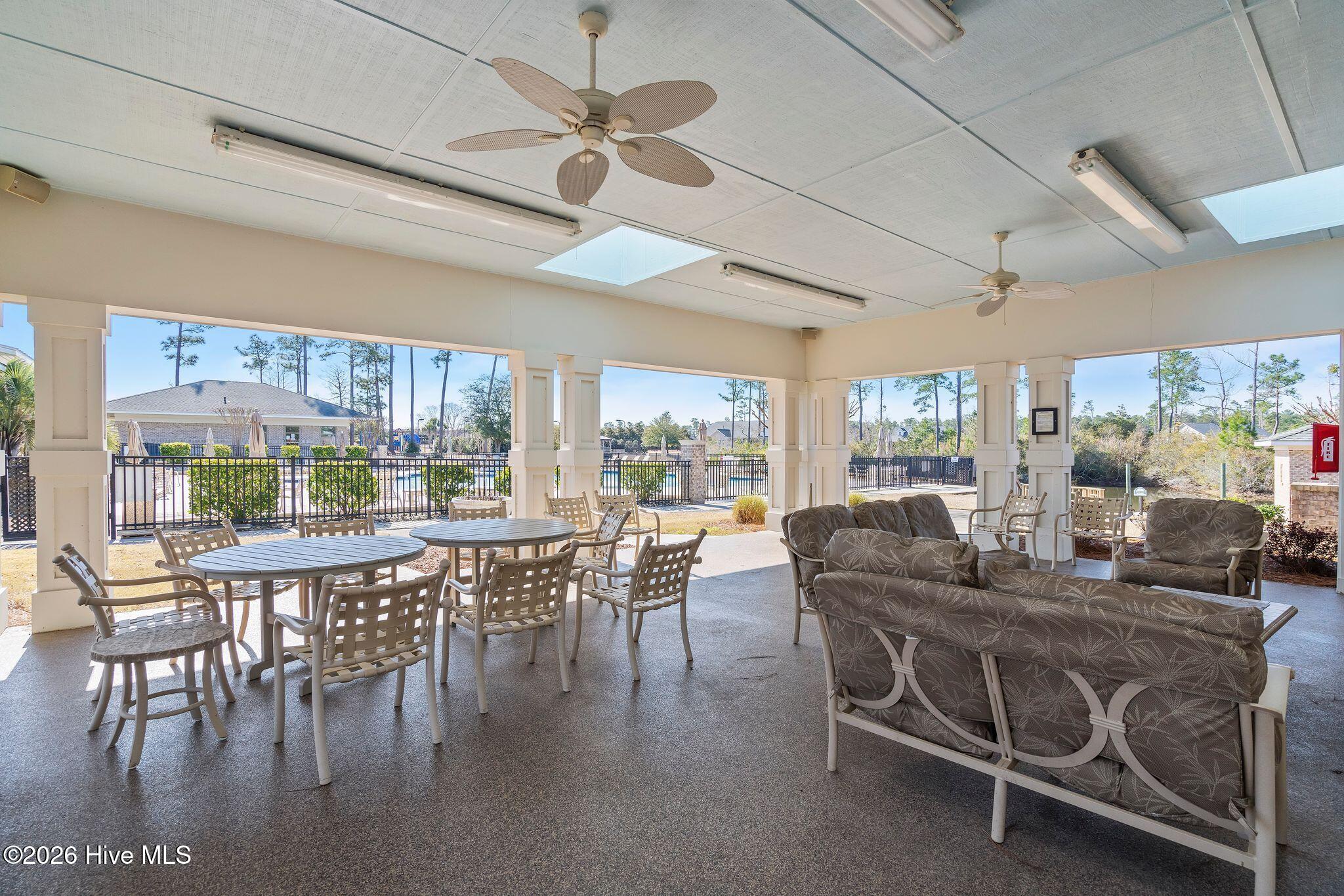 100551646 | Photo 59