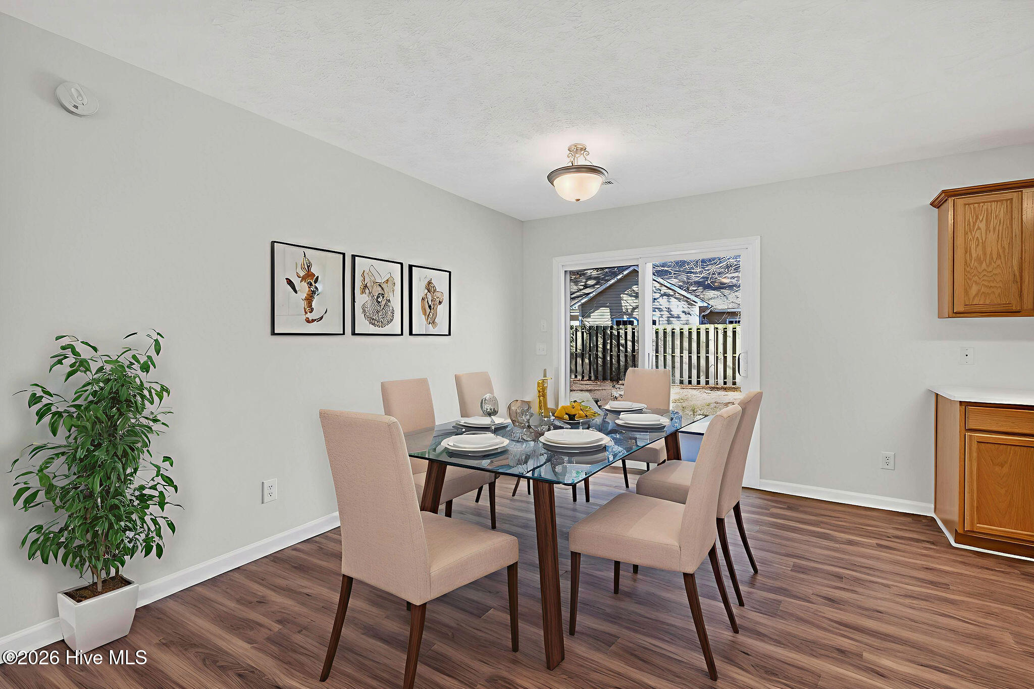 100553391 | Photo 42