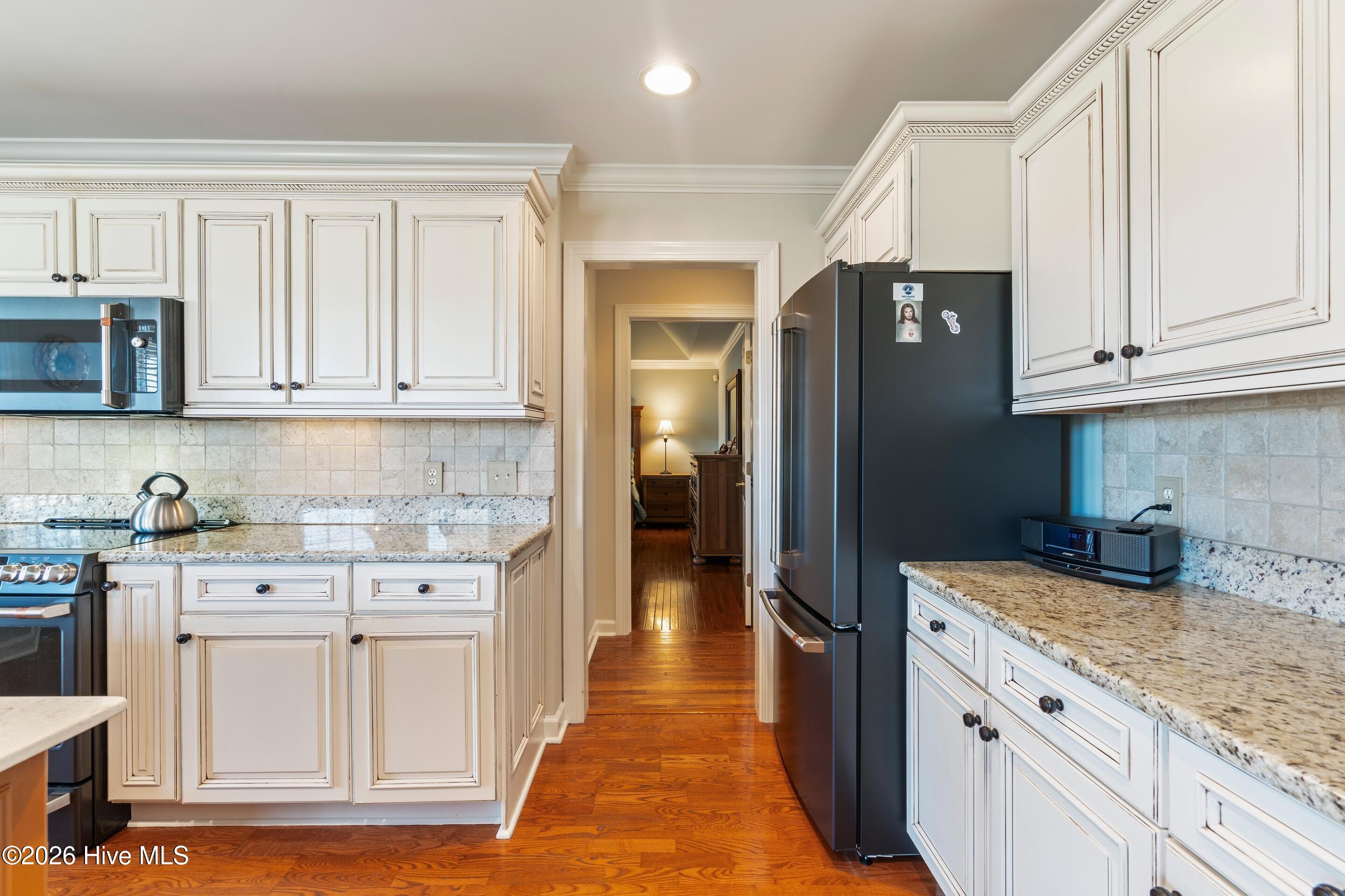 100549552 | Photo 27