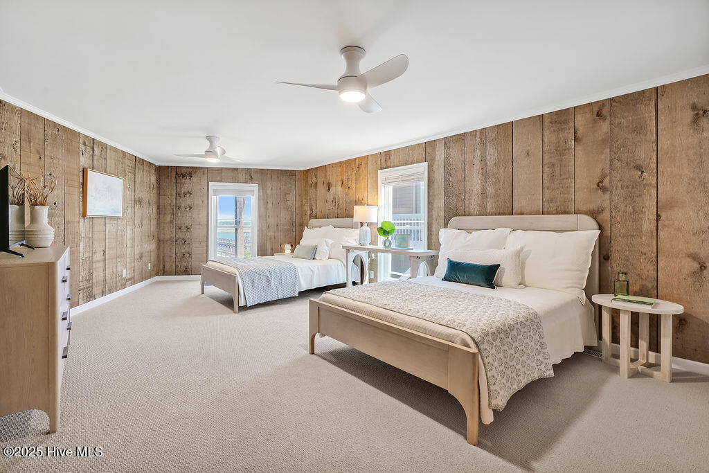 100508979 | Photo 89