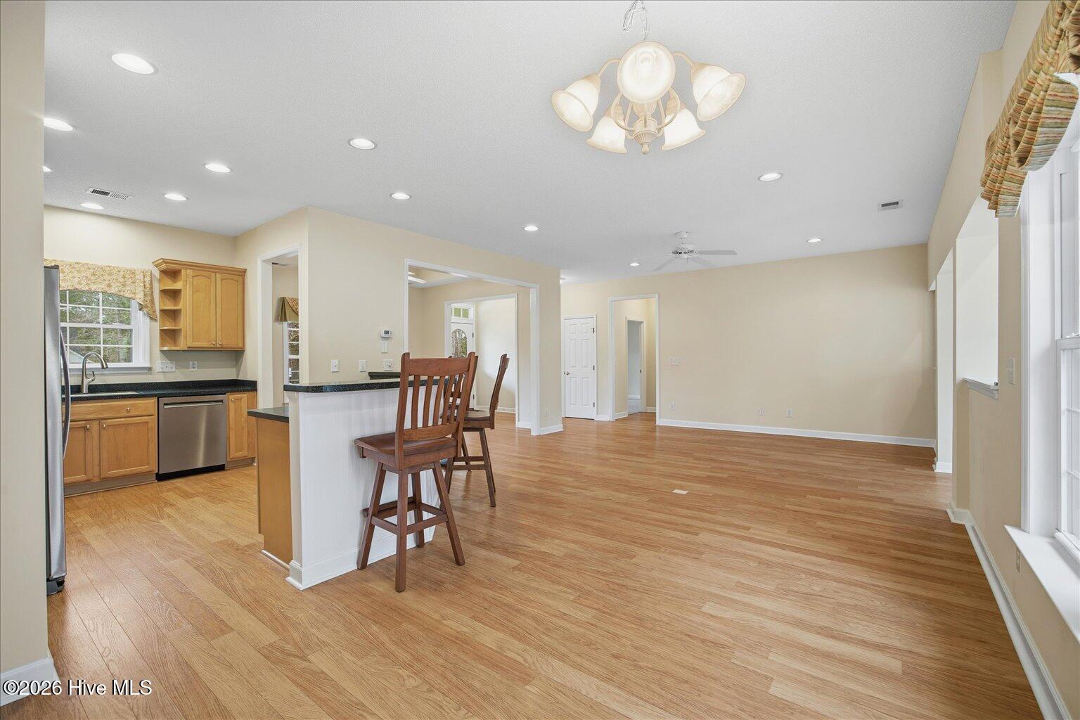 100553011 | Photo 20