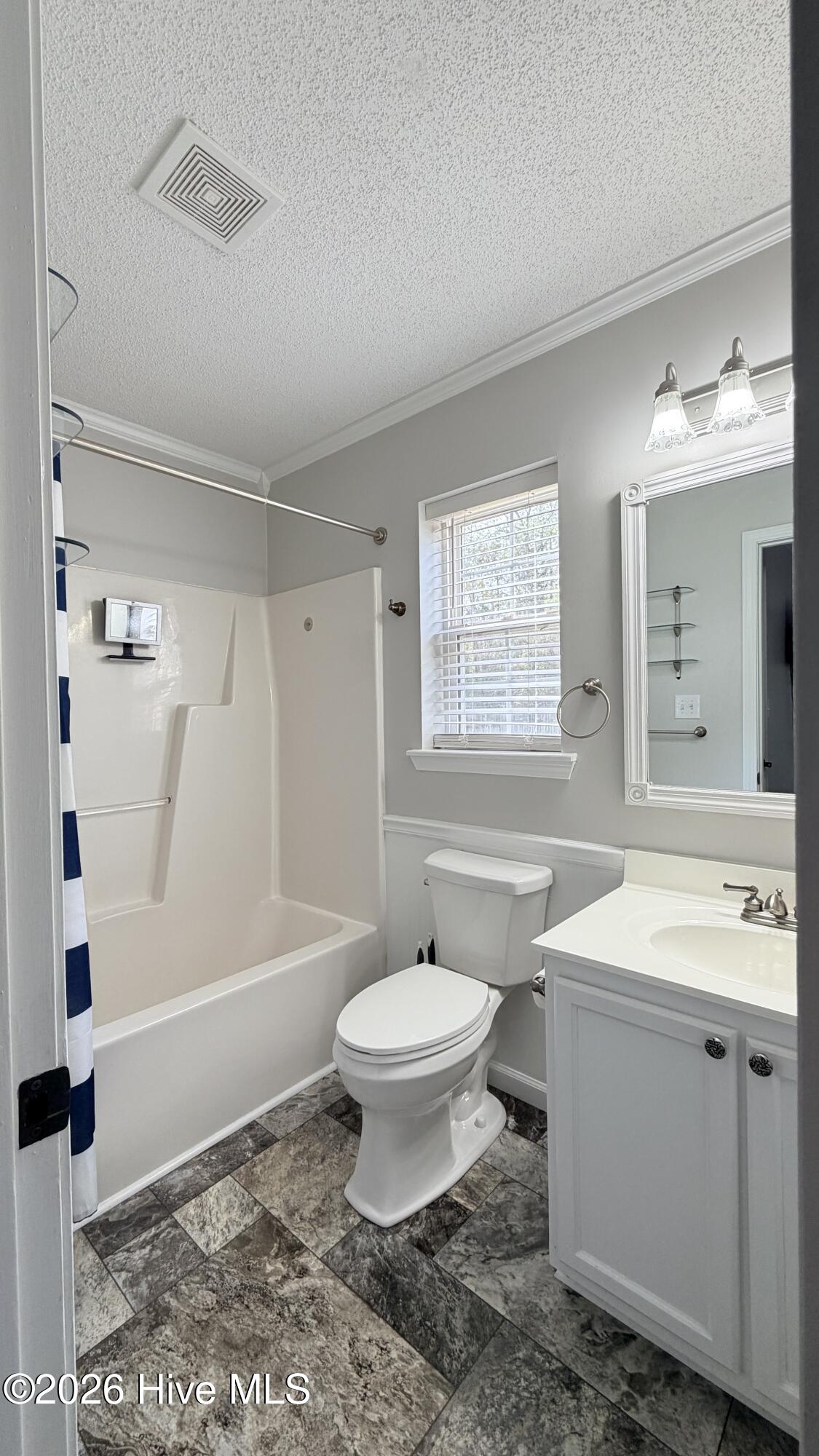 100557684 | Photo 20