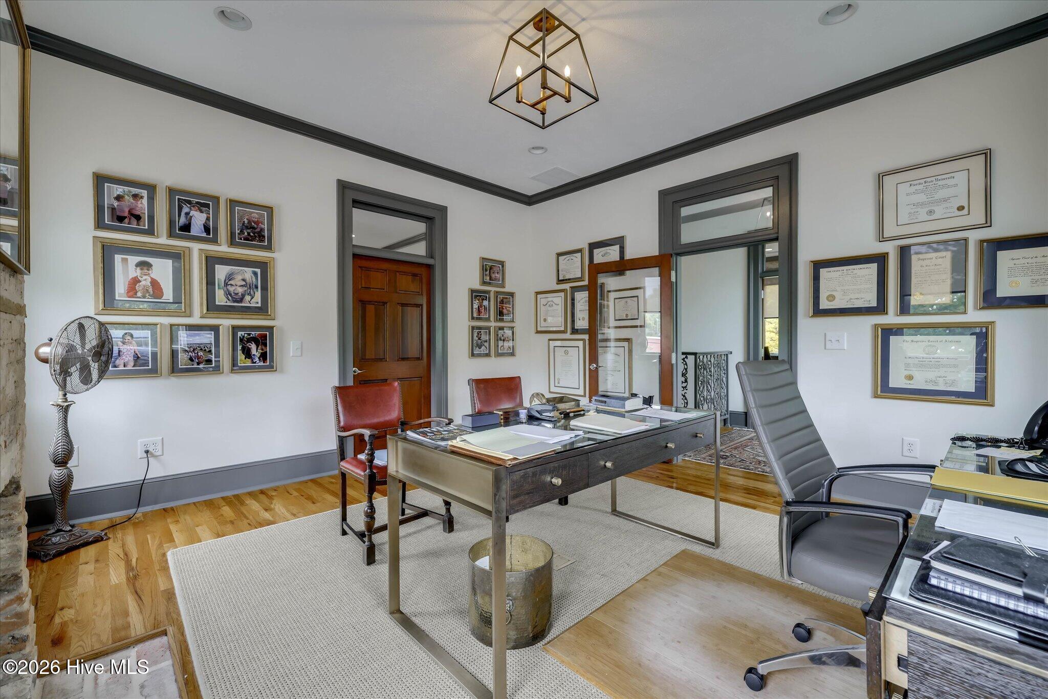 302 Park exec office 1