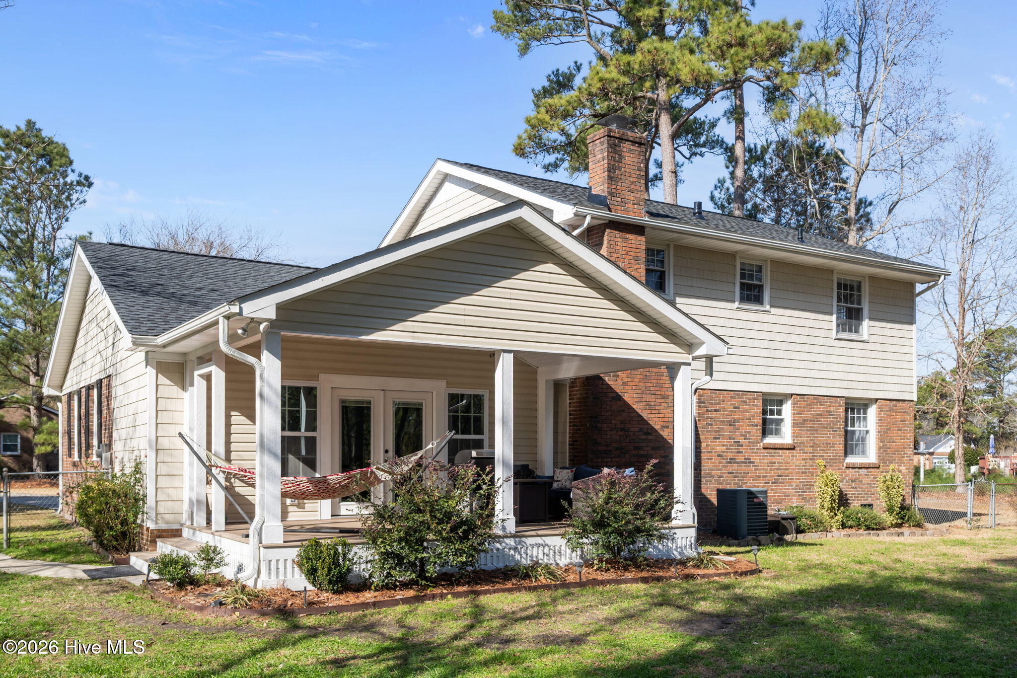 100547741 | Photo 41