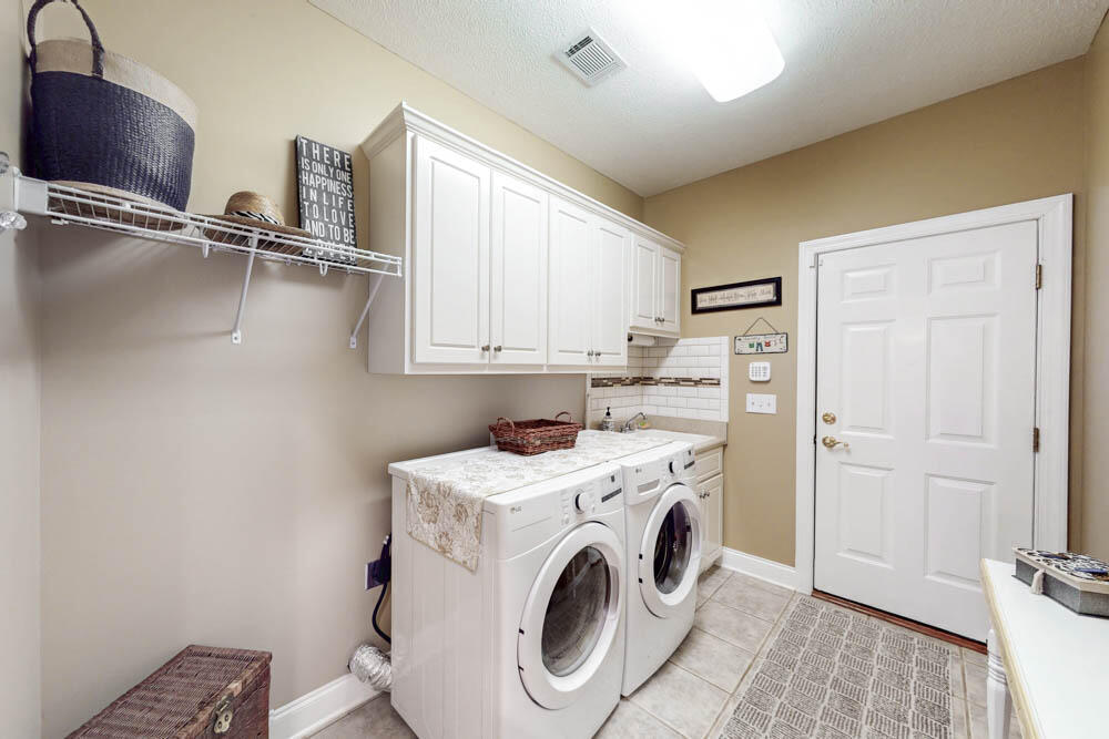 Laundry Room With Cabinets!