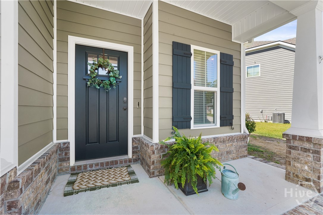 Photo 2 of Single family home for sale at 132 Wexford Dr, Richmond Hill, GA 31324 | MLS# SA366172 | Listing updated on 2026-10-09