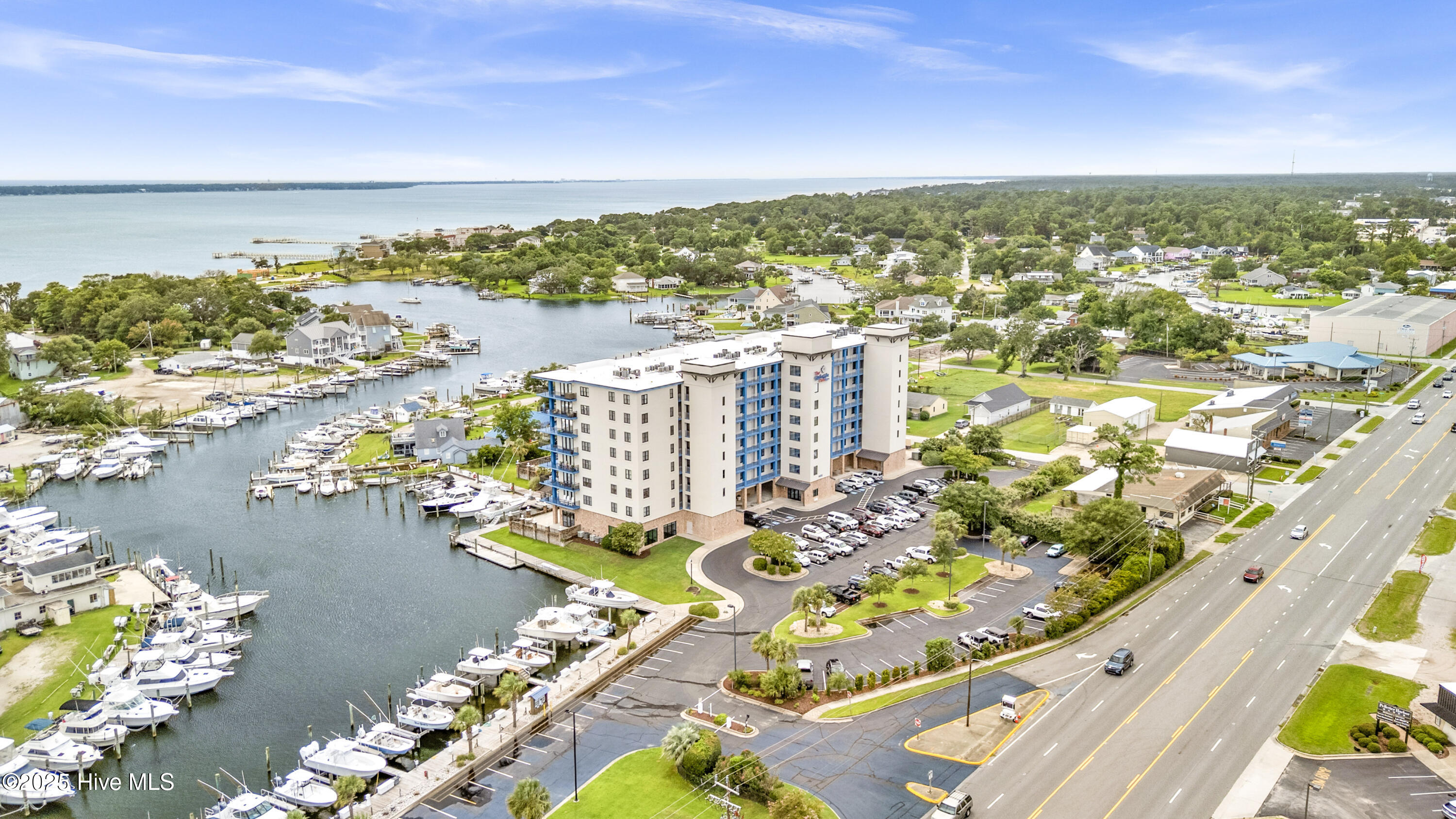 4425 Arendell Street 609,Morehead City