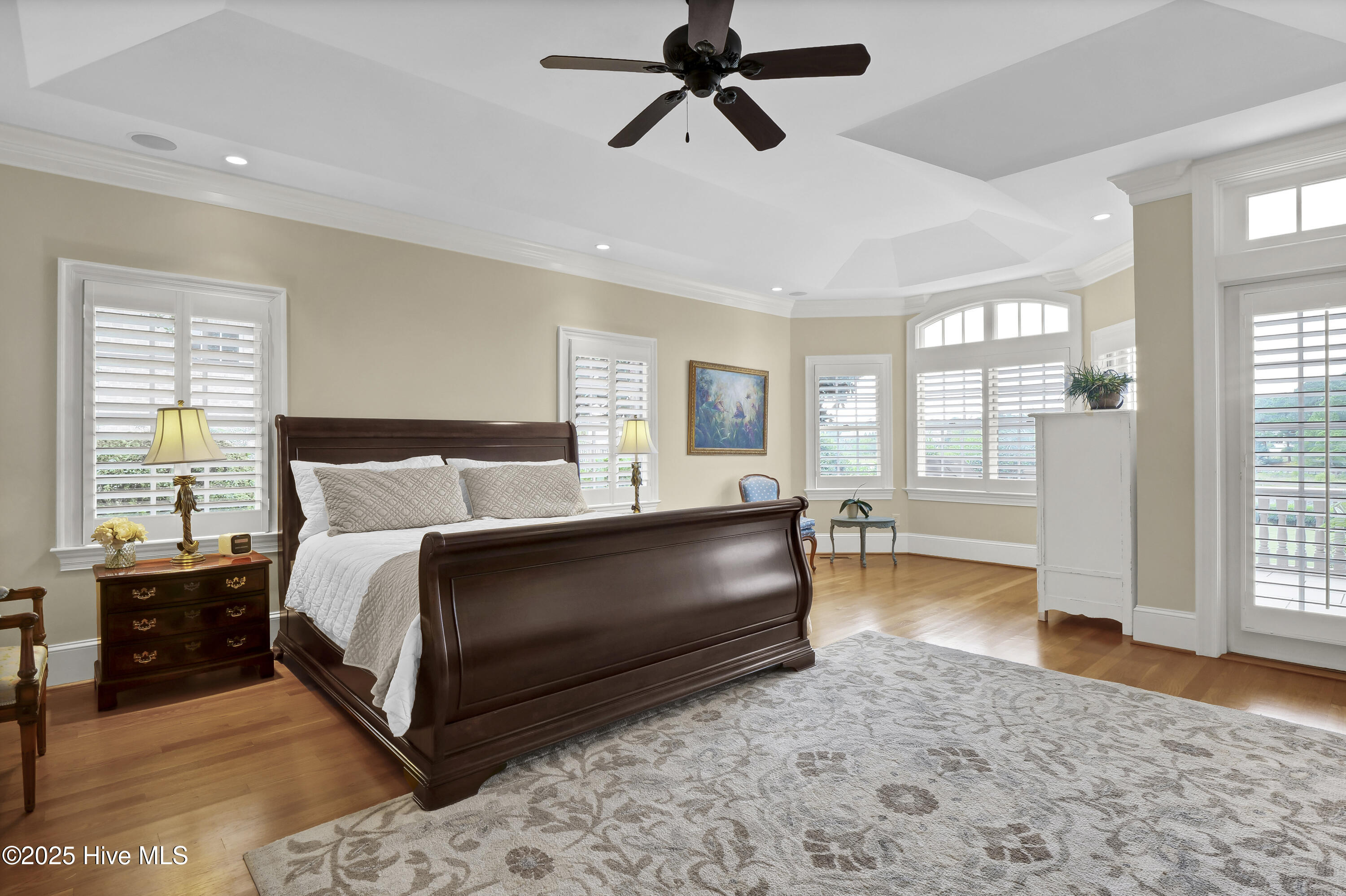 100555376 | Photo 24