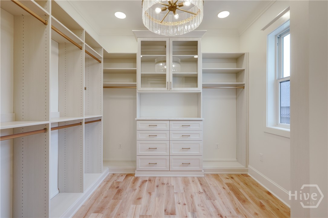Primary Closet/Her