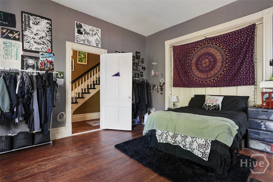 207 W 38th Street