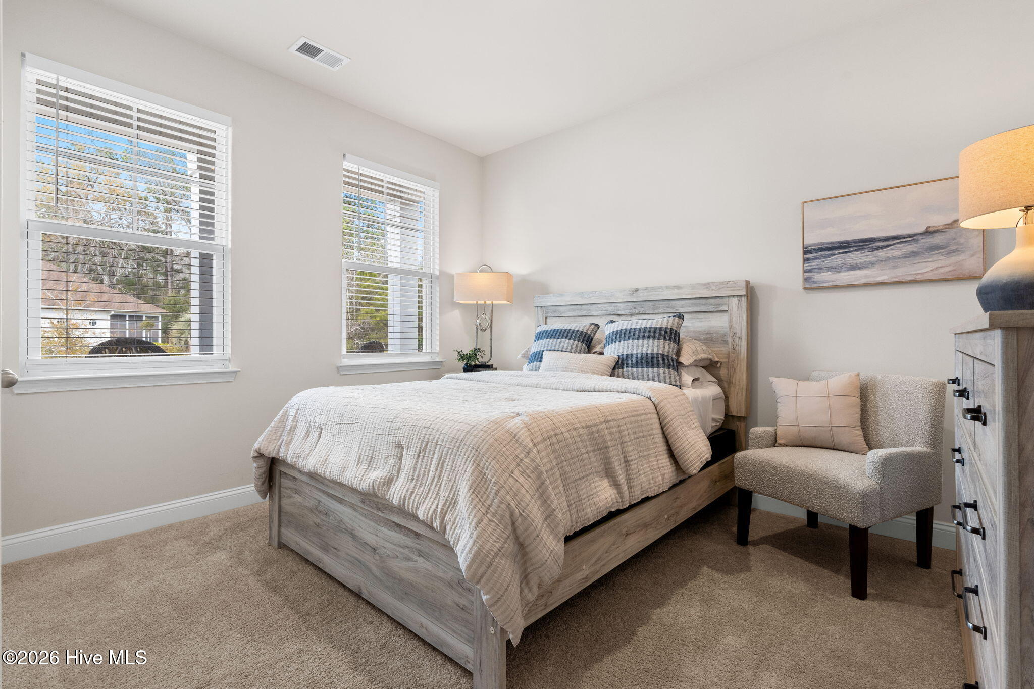 100555775 | Photo 28