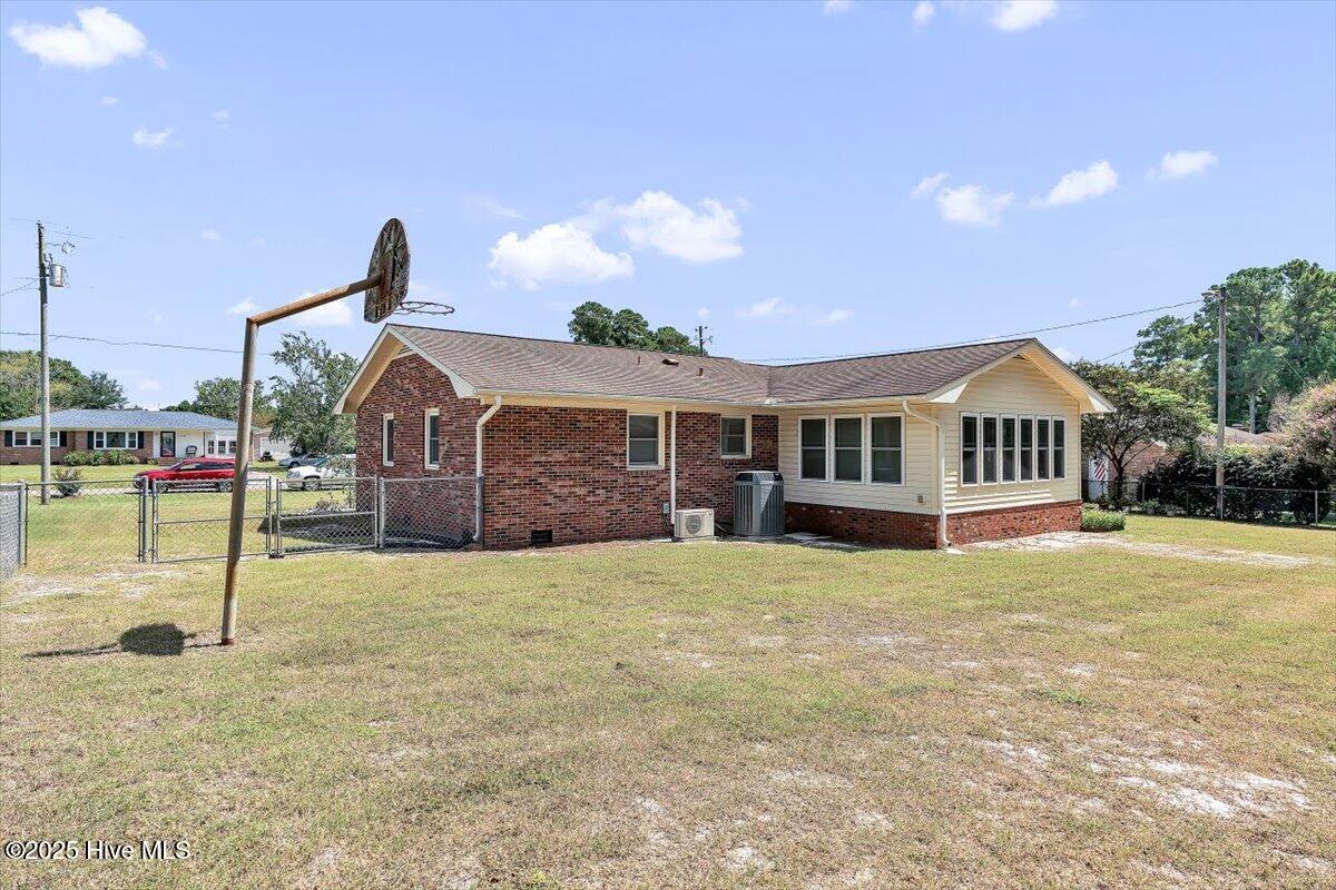 100542832 | Photo 47