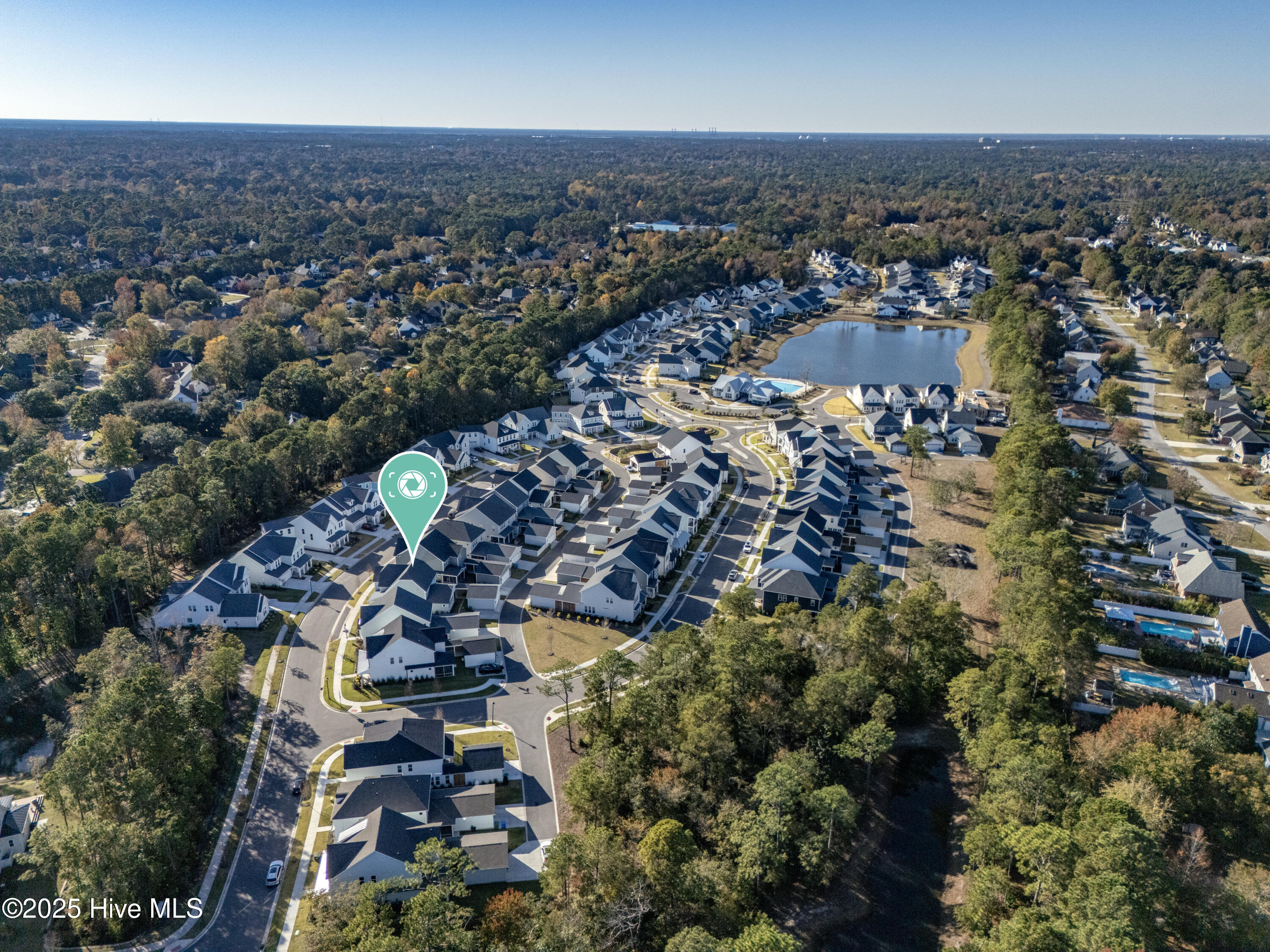 100541296 | Photo 35