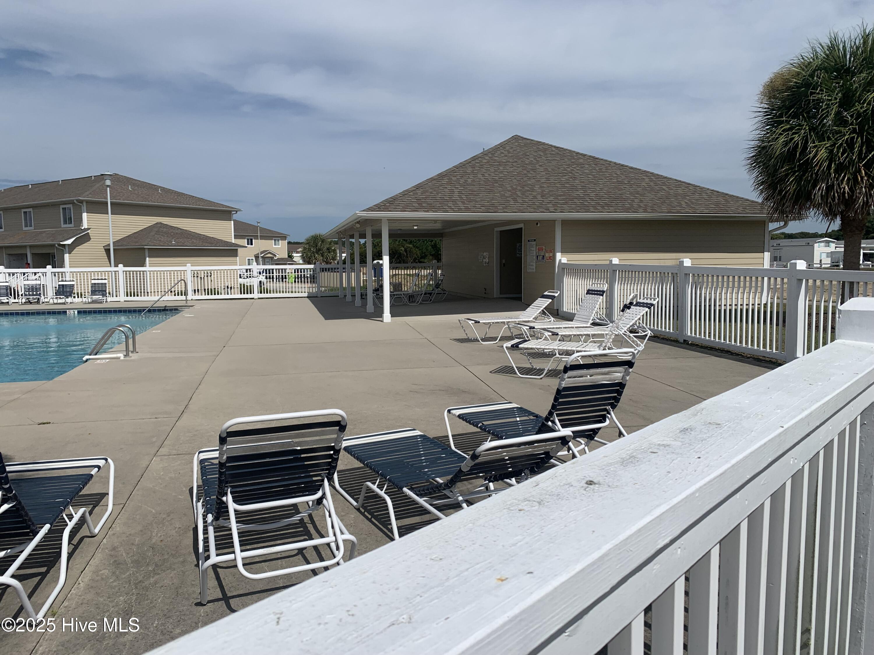 650 Cedar Point Boulevard UNIT C 31, Cedar Point, NC, 28584