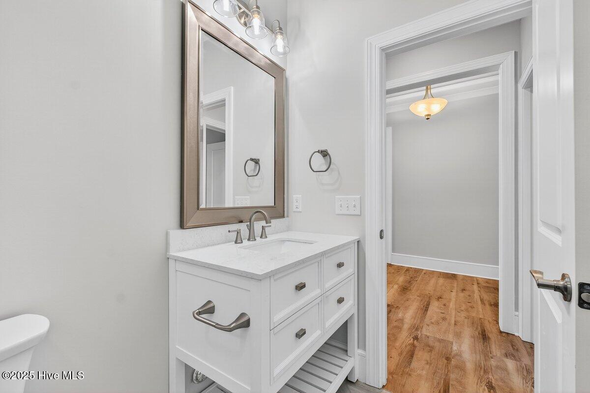 100500099 | Photo 53