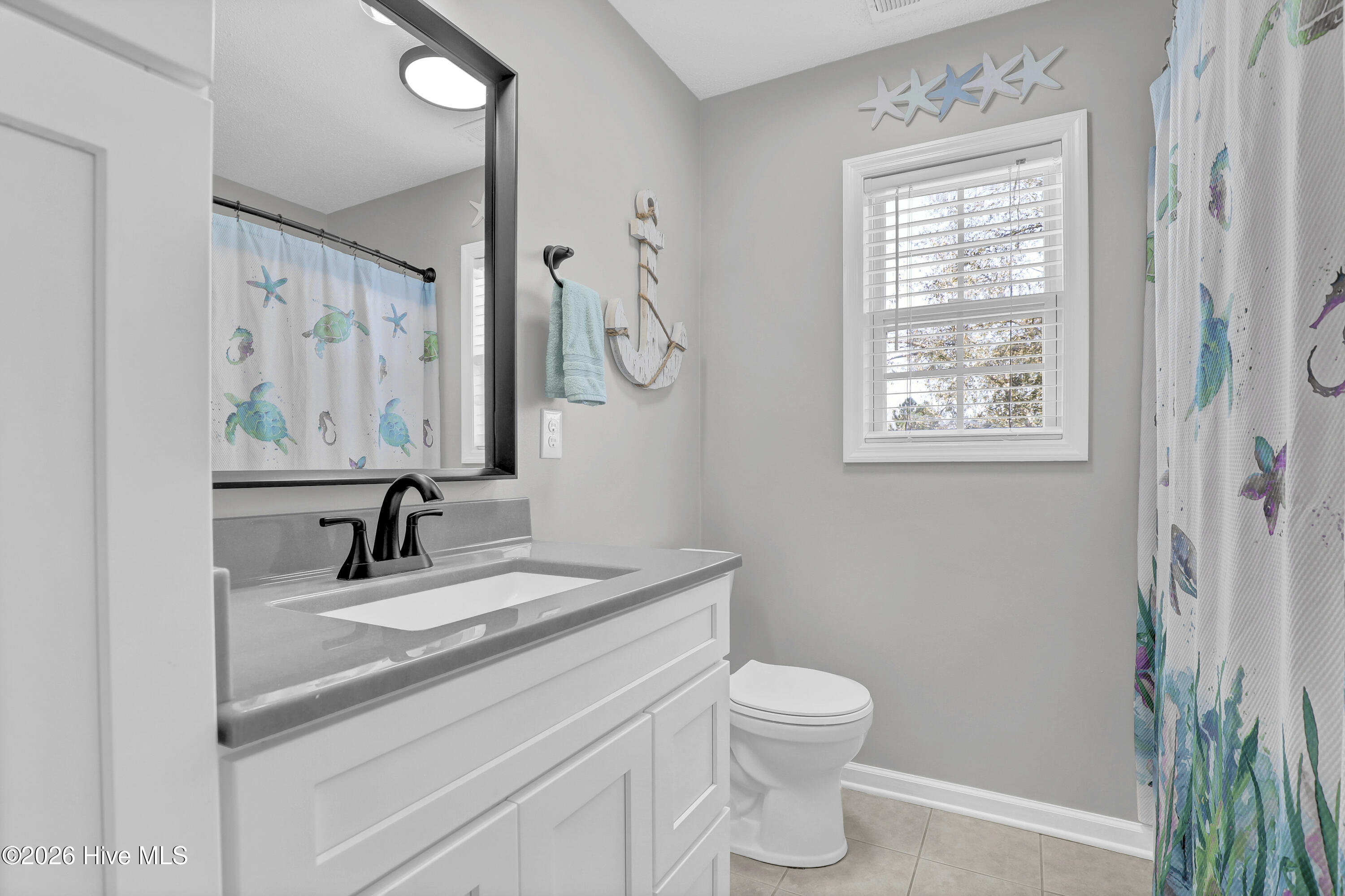 100556725 | Photo 28