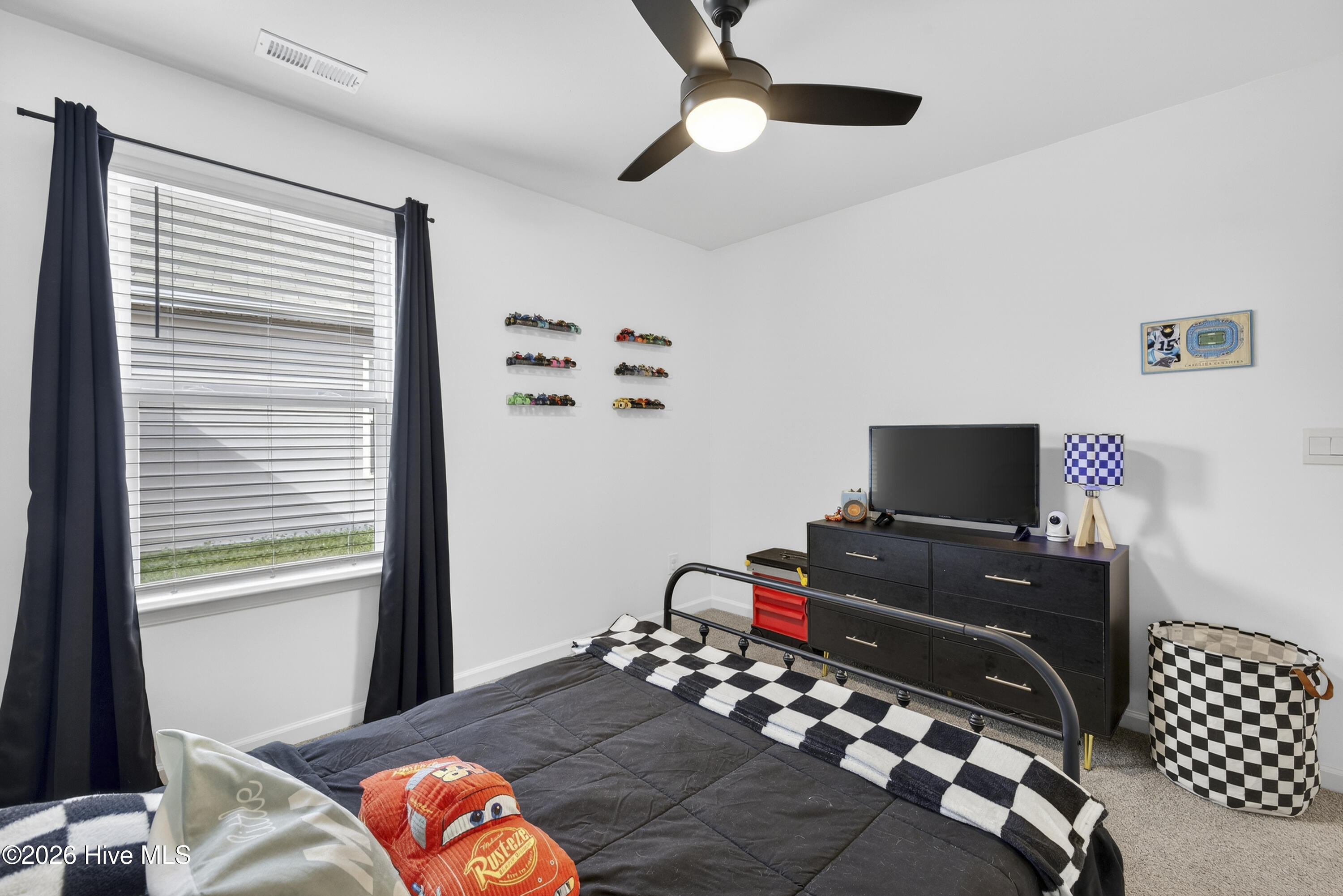 100557466 | Photo 29