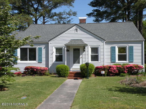Exterior photo of 1620 Colonial Way, New Bern, NC 28560. MLS: 100586958