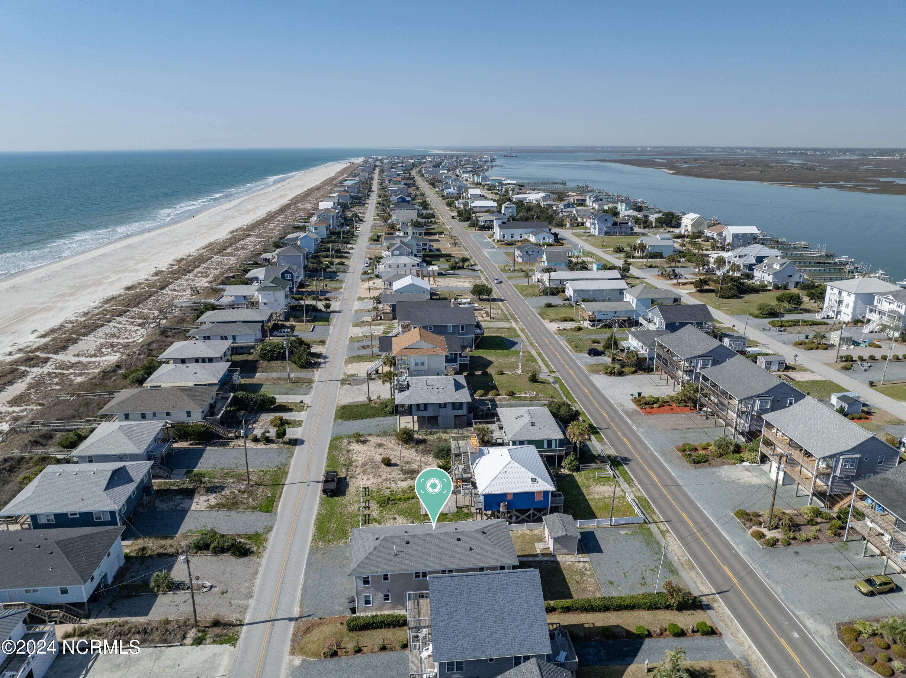 Undisclosed Address, Topsail Beach, NC, 28445