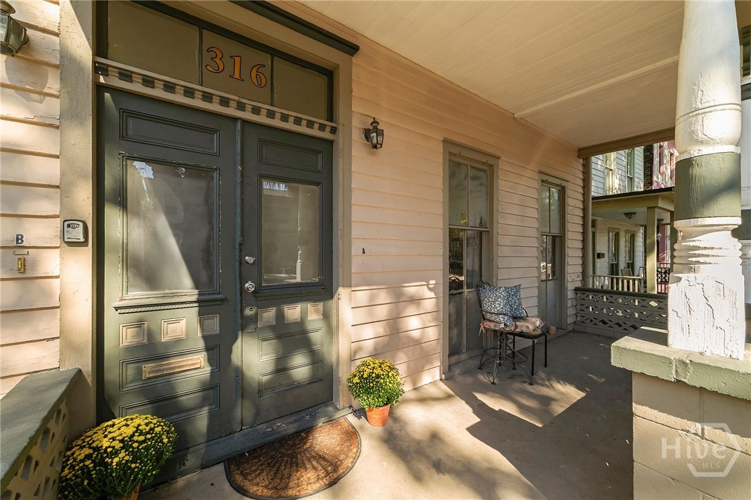 Photo 1 of House for sale at 316 W Duffy St, Savannah, GA 31401 | MLS# SA366080 | Listing updated on 2026-10-30