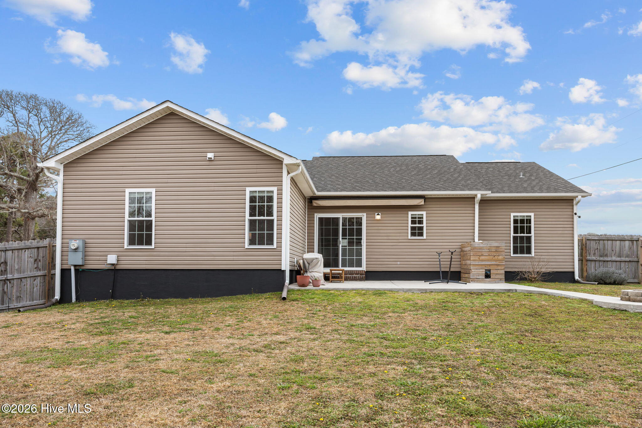 100557380 | Photo 45