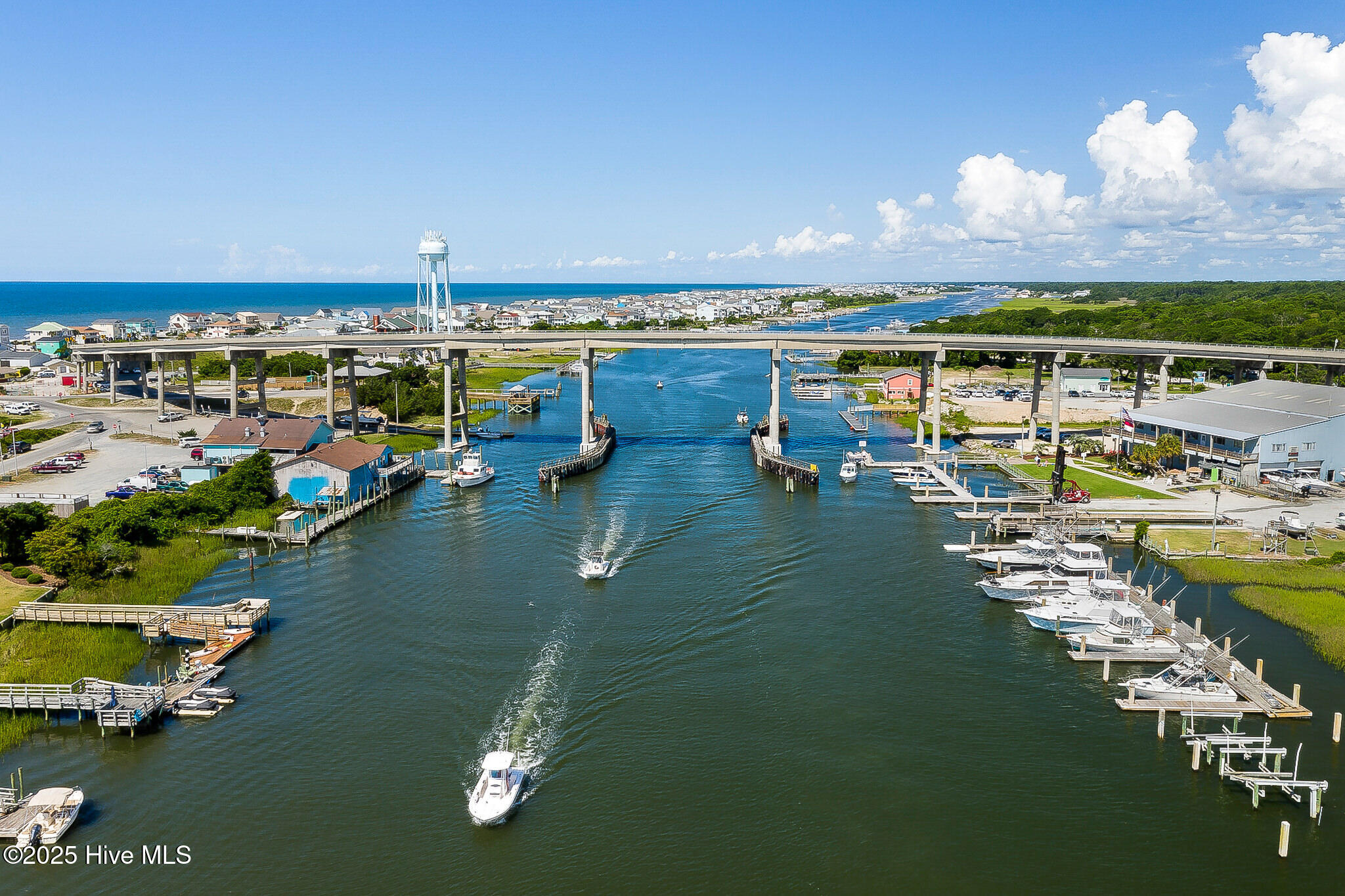 100501532 | Photo 18