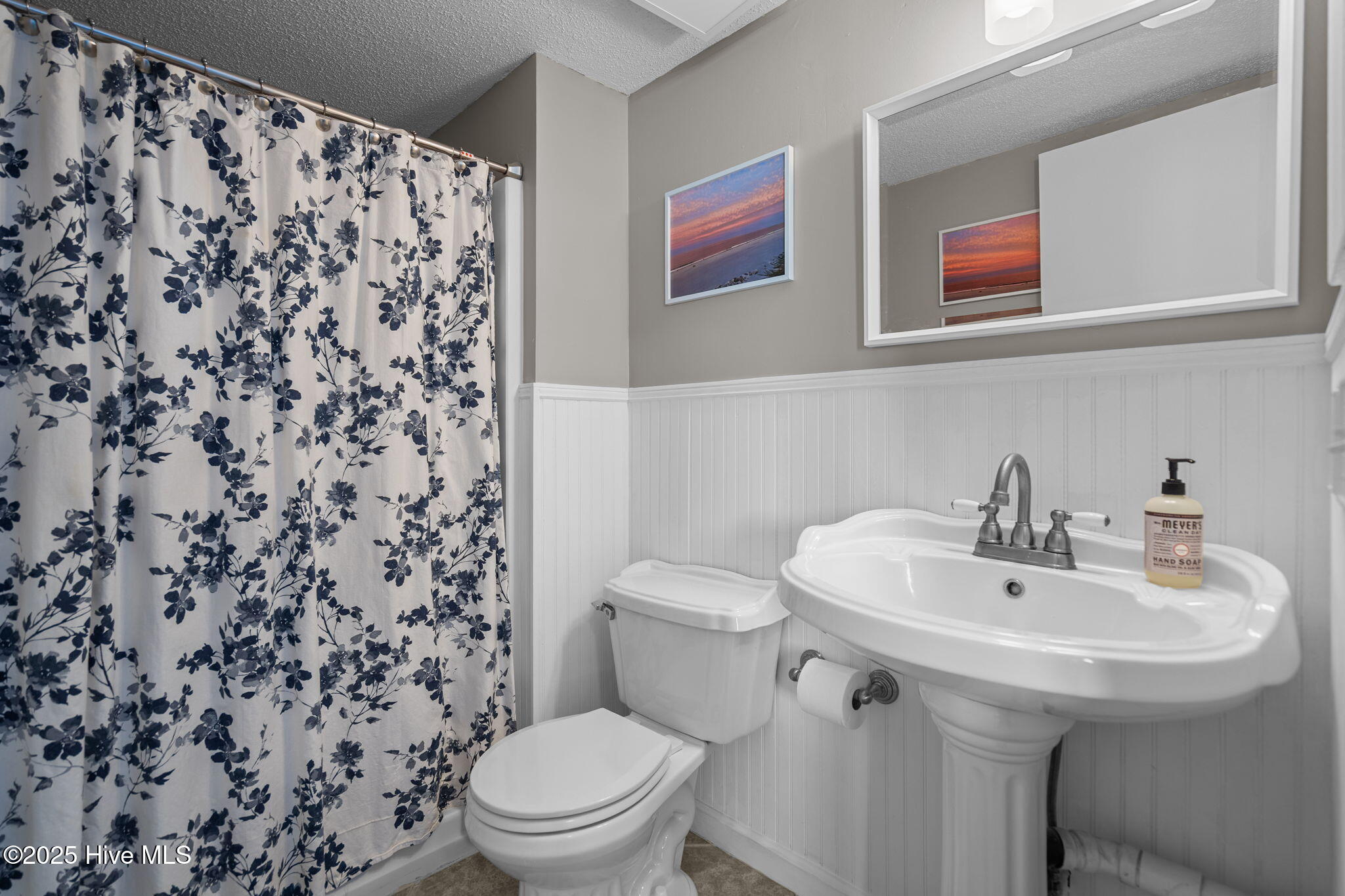 1518 Carolina Beach Avenue N D9, Carolina Beach, NC 28428 – photo 21: primary bath 1