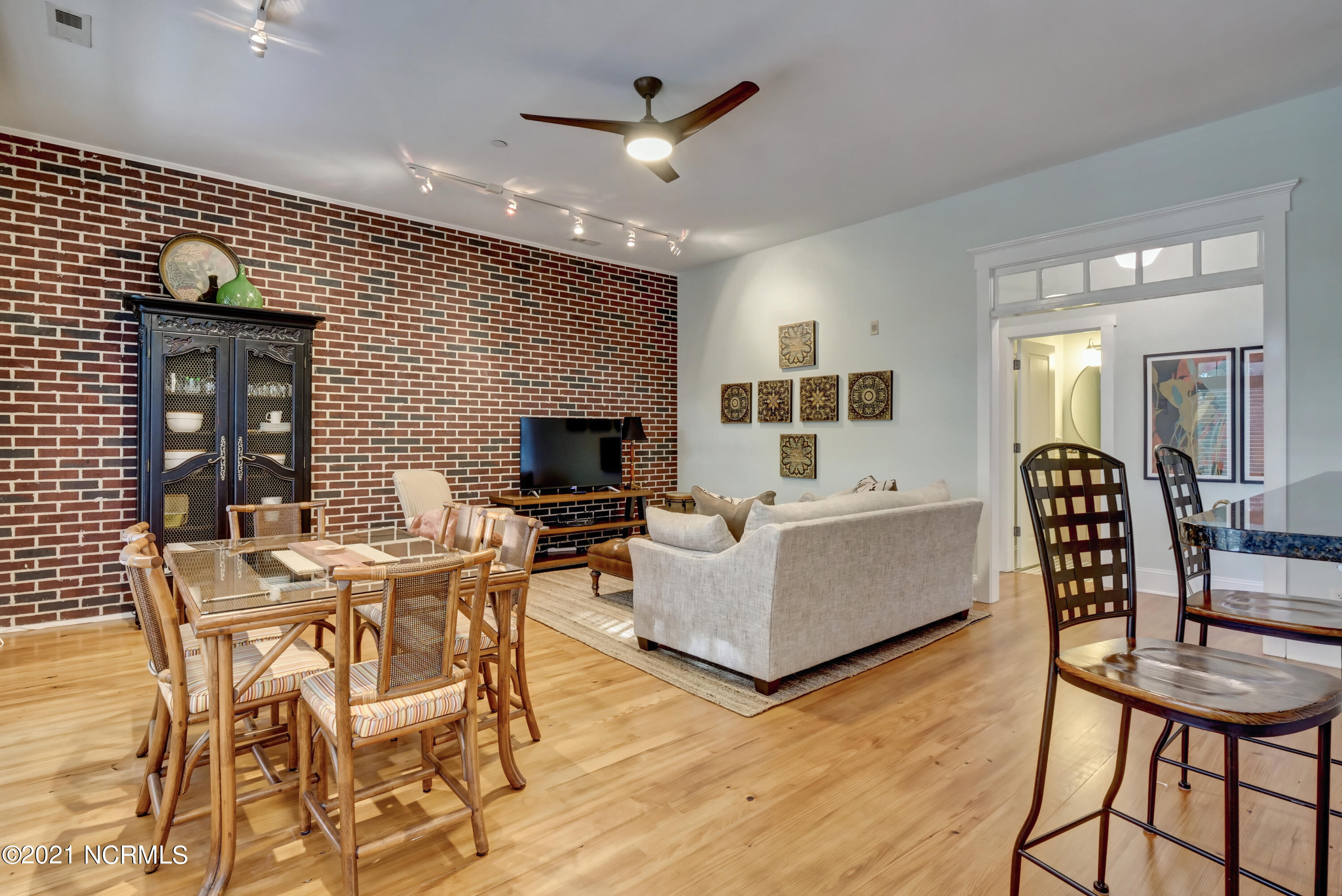 715 N 4th Street UNIT apt 302, Wilmington, NC, 28401