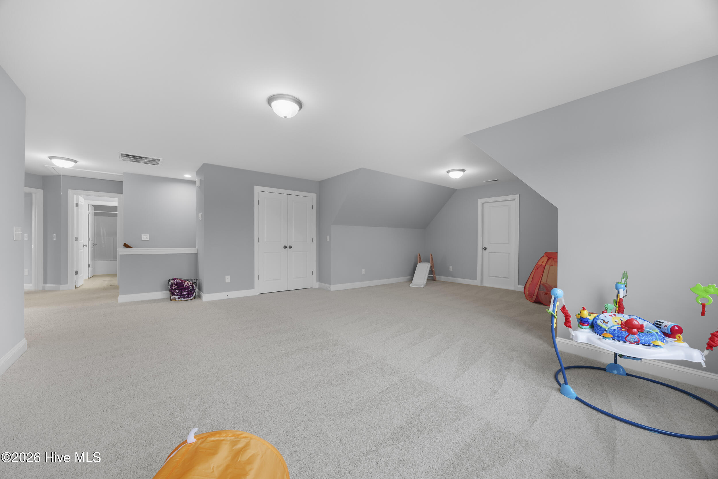 100552292 | Photo 20