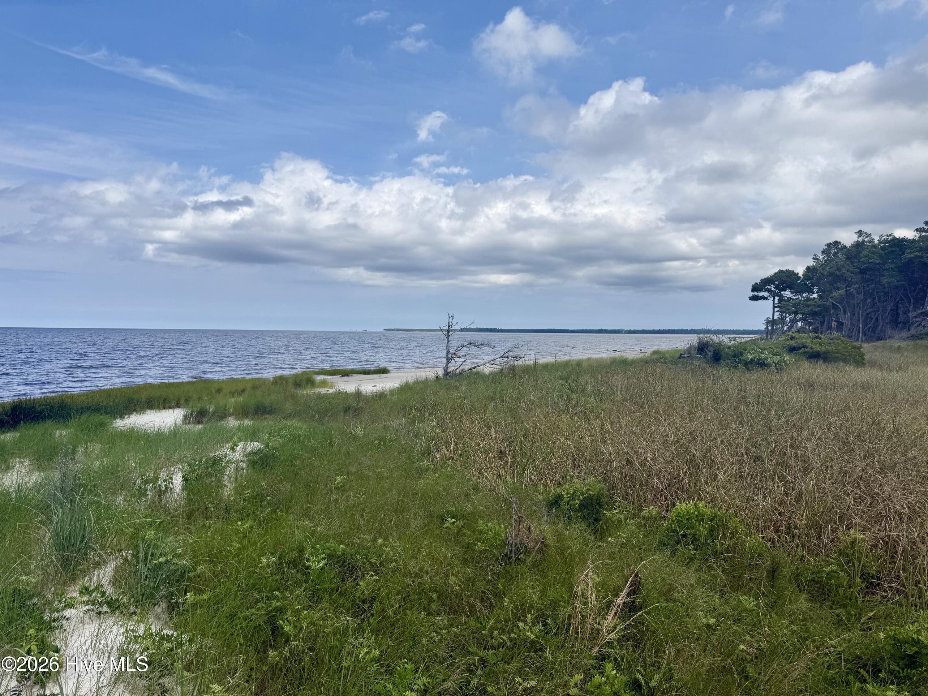 558 Sandy Point 