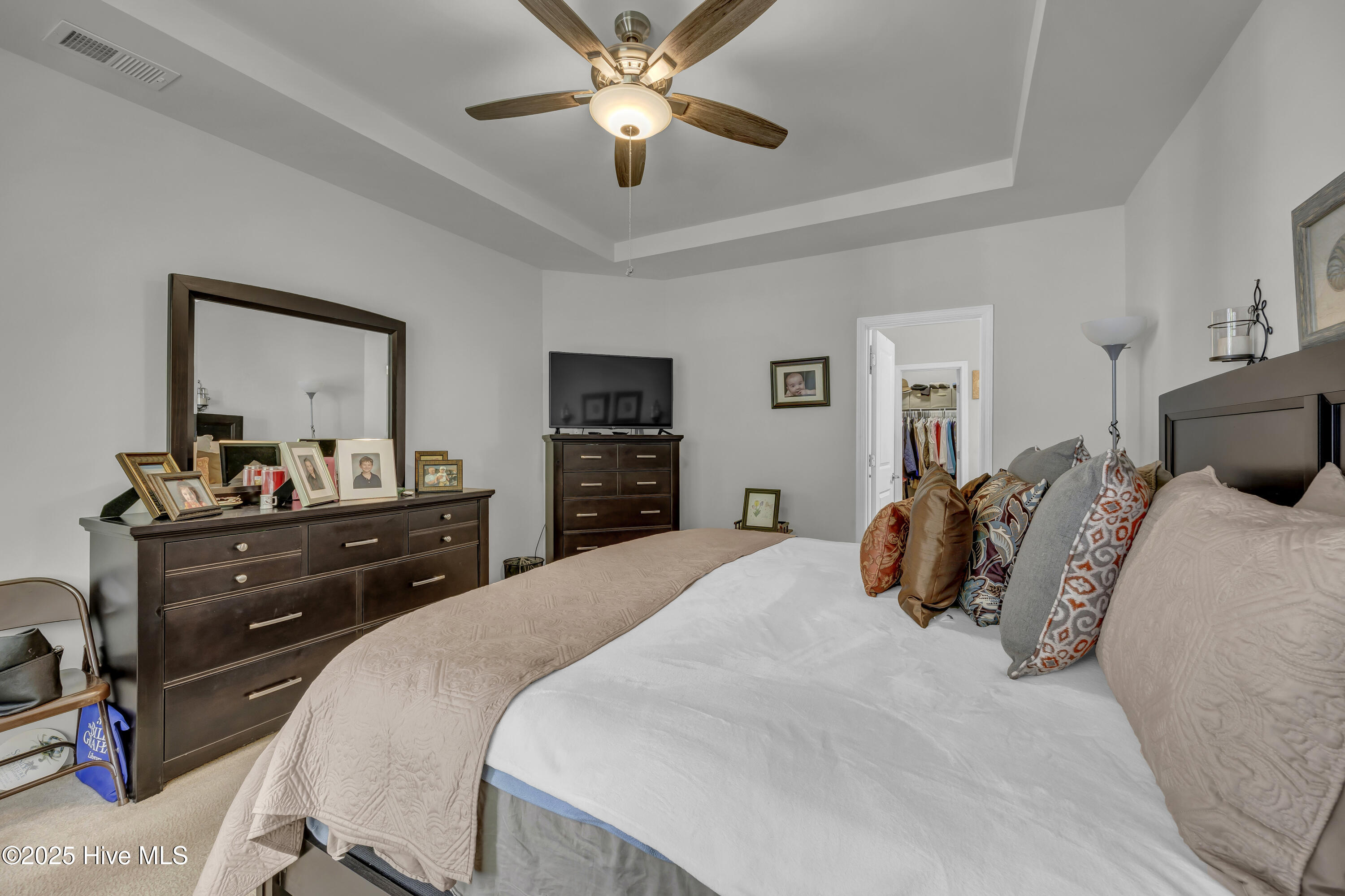 100516530 | Photo 15